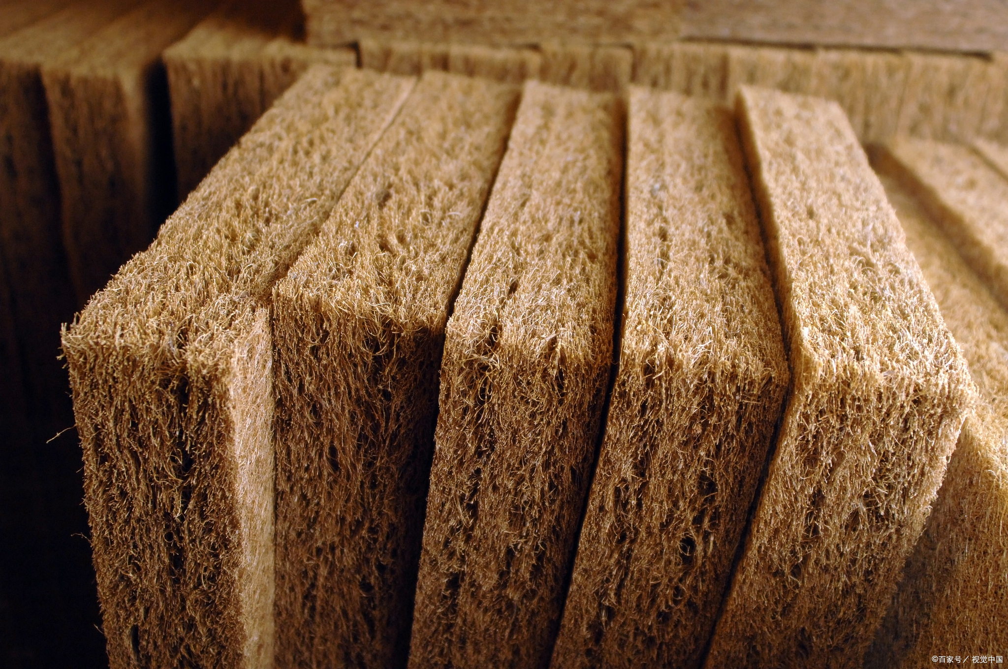 床垫填充物都有哪些材质?乳胶记忆棉护脊床垫怎么样?