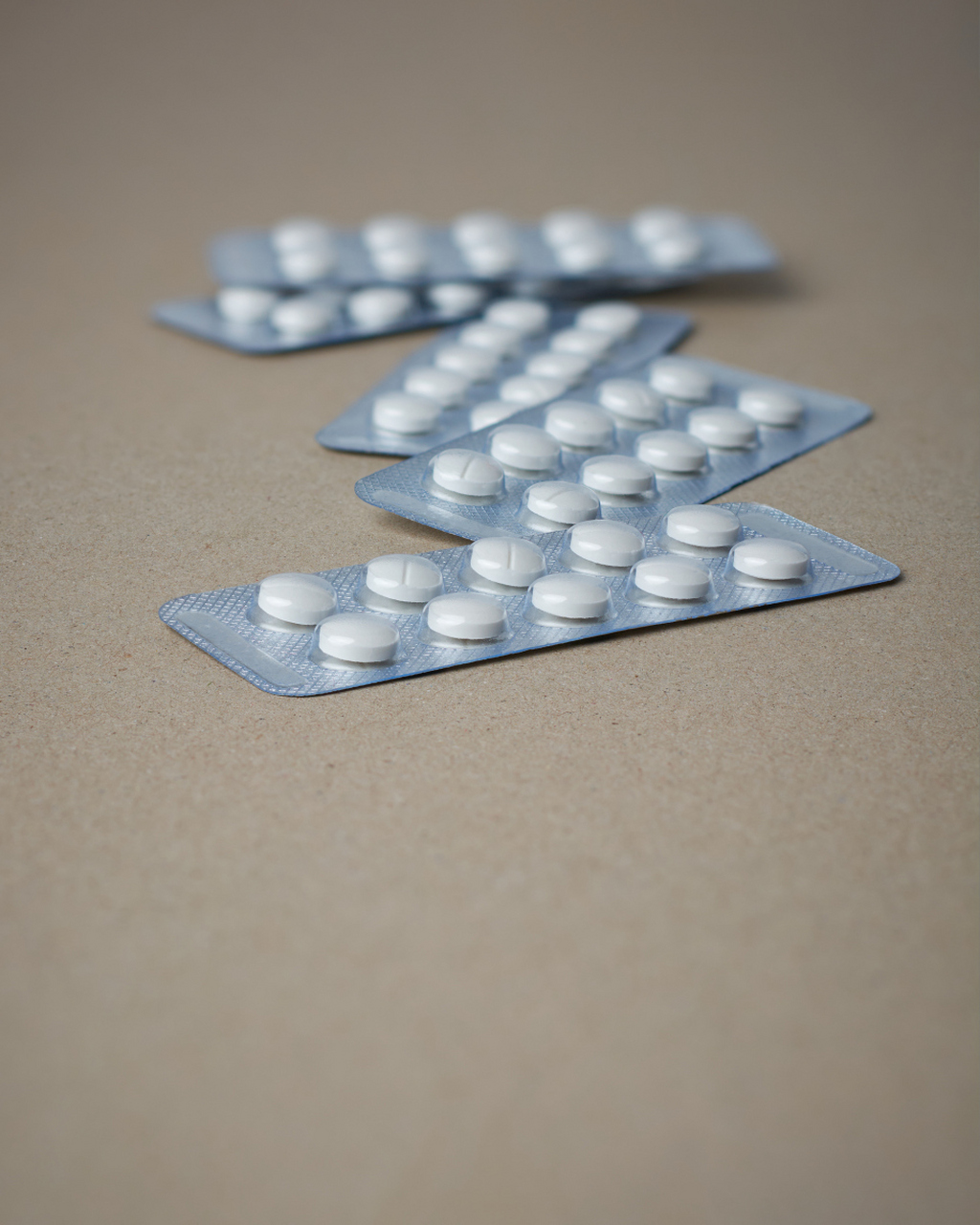 拉帕替尼作为一种口服药物,具有较为轻微的不良反应.