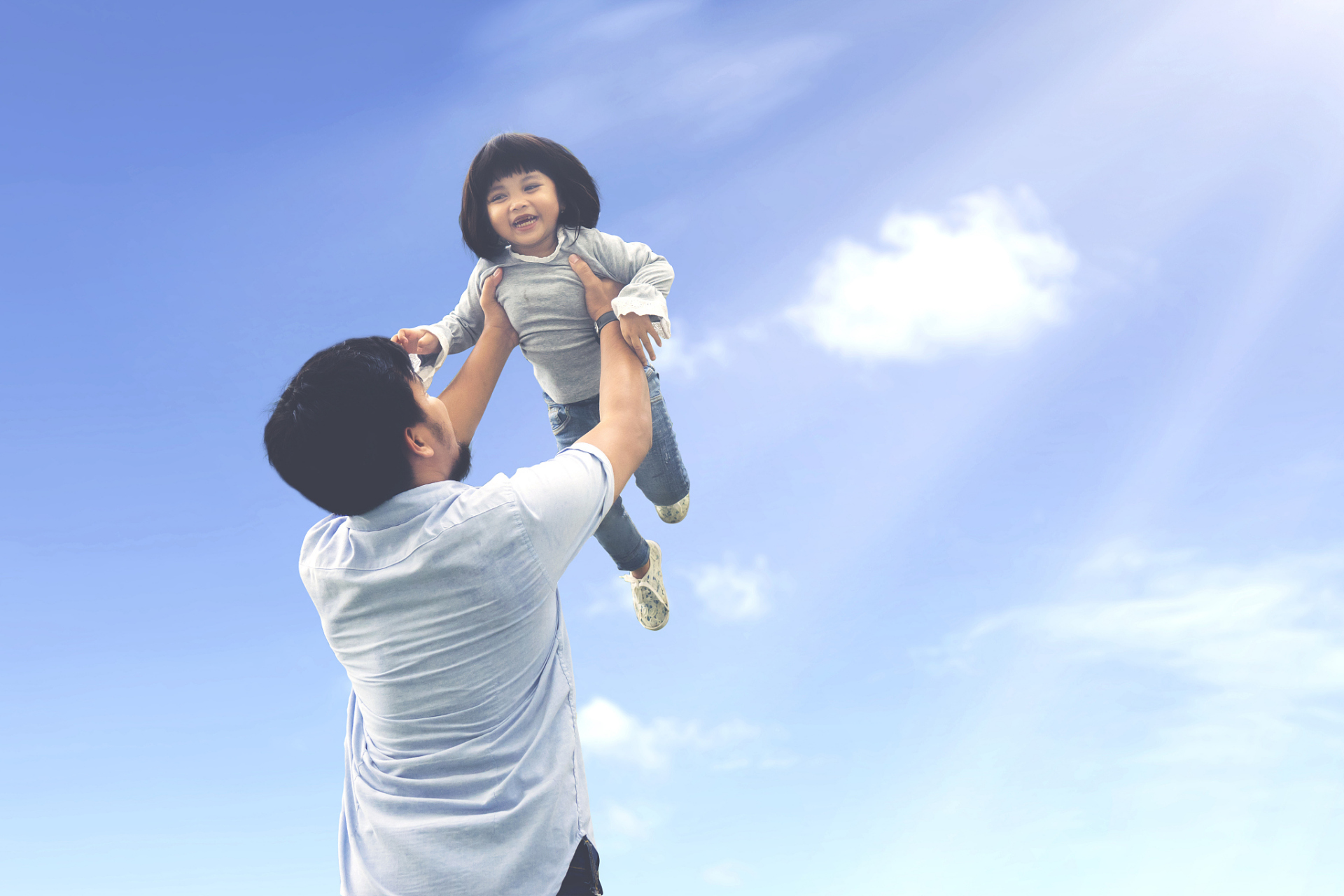 一场因婚外情引发的血案,25岁女儿出手,父亲情人殒命  7月26日,辽宁