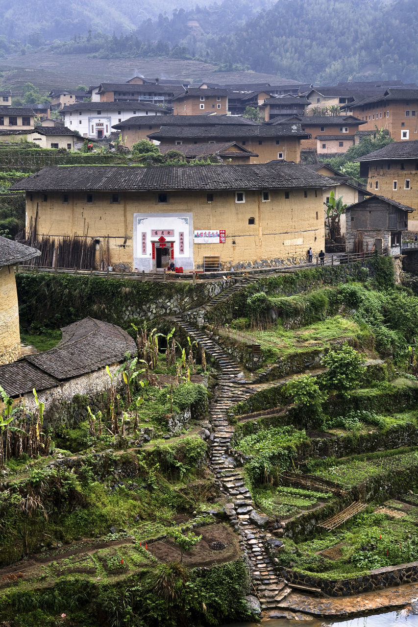 夏日闪光旅行家# 漳州南靖土楼群,是福建土楼的重要代表之一,以其