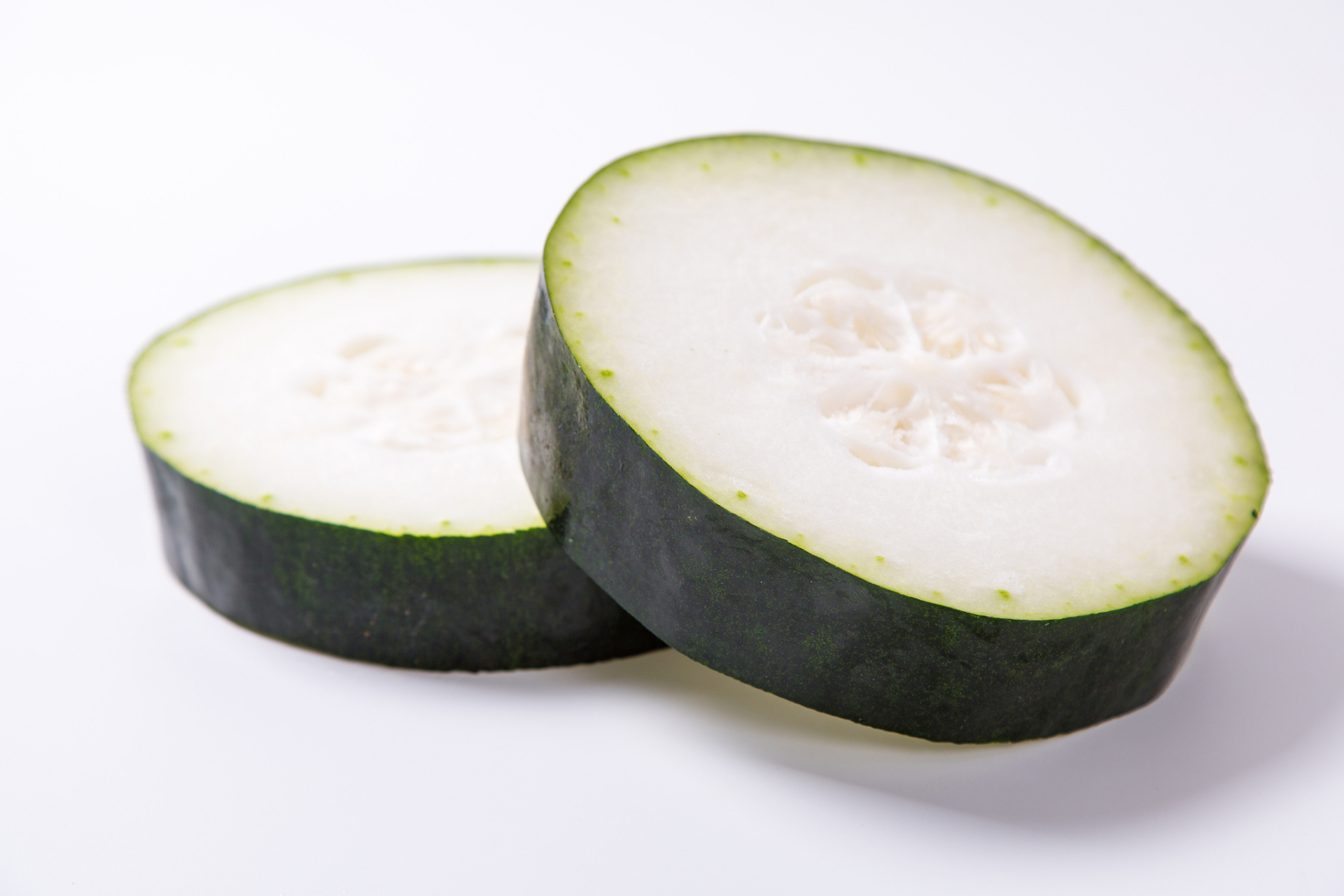 看着这么凉快的天,中午做了锅贴.