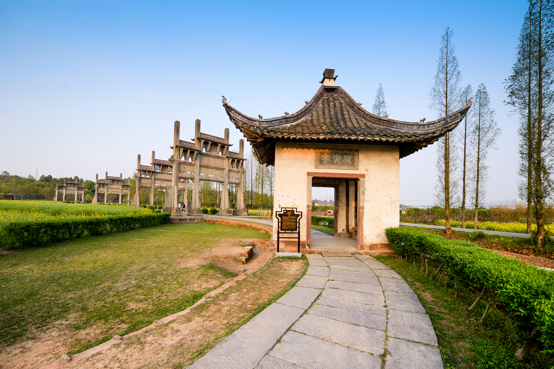 欢迎来到定远古城,地处安徽省滁州市定远县城东新区.