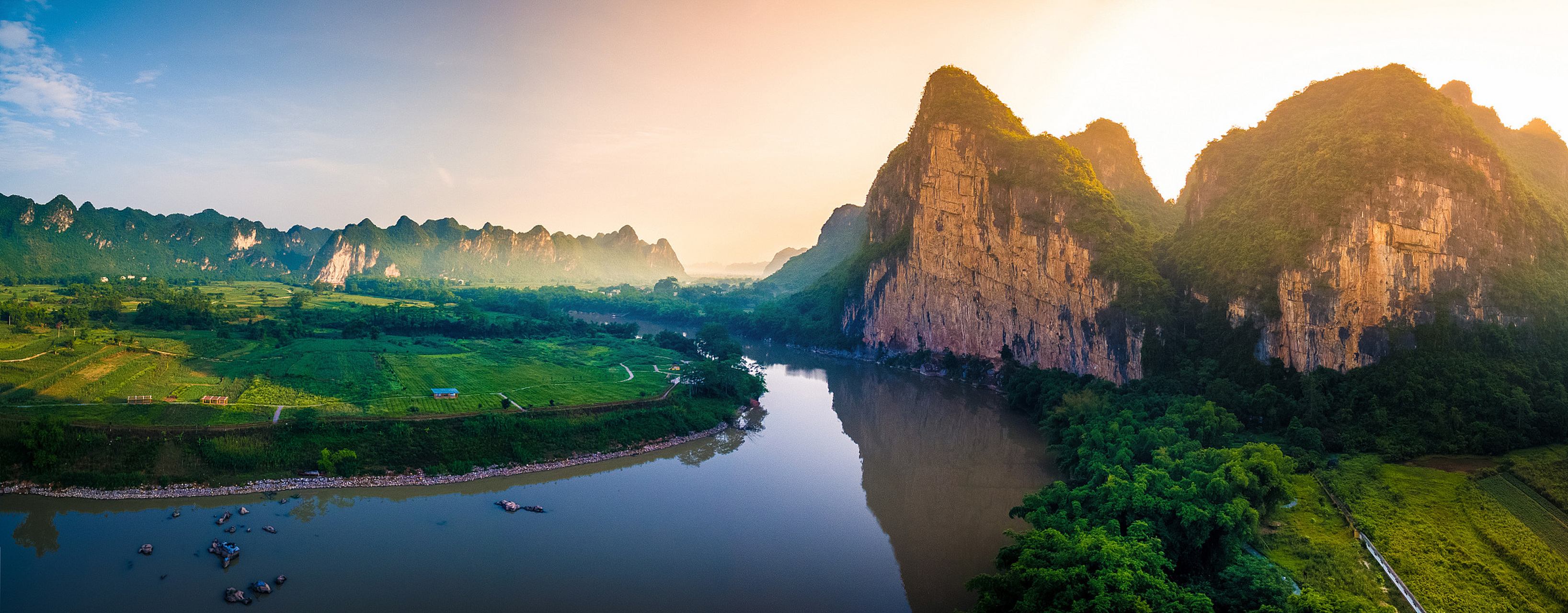 [原文:桂林山水:喀斯特地貌的自.