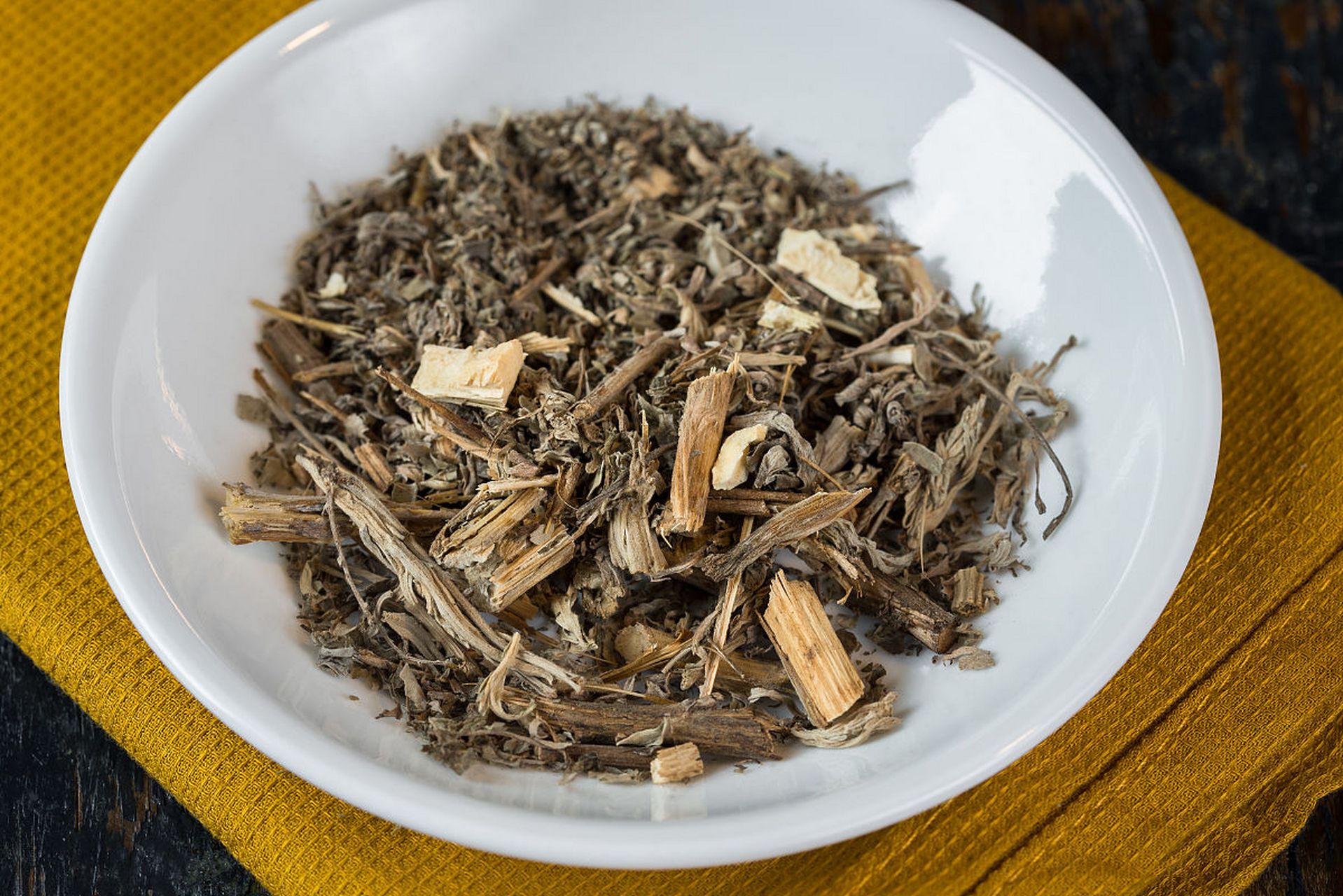 归肝,脾经.  【功能与主治】祛瘀消痈,利水消肿.