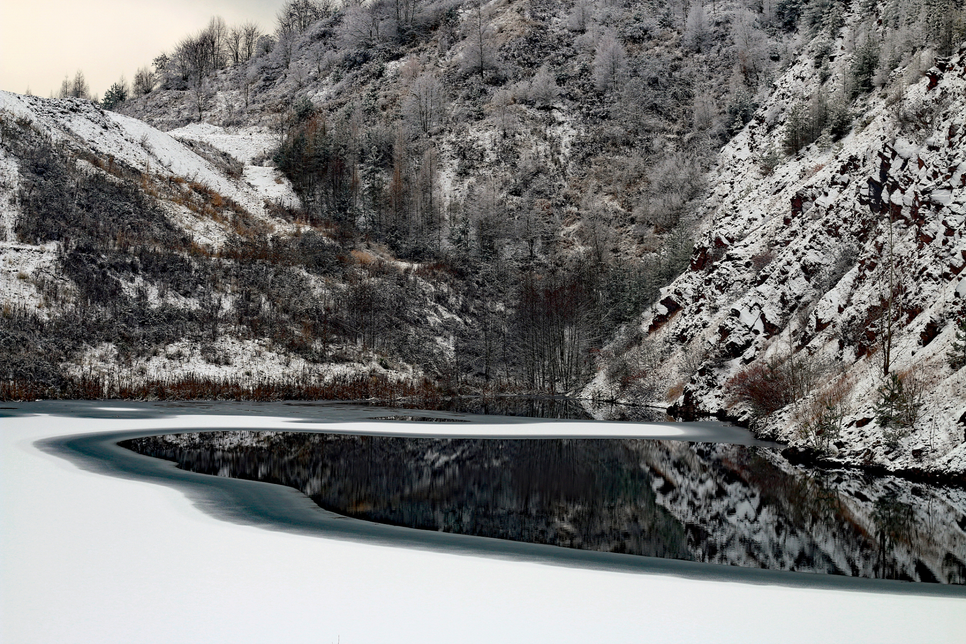 九寨沟初冬雪后美景如画  78冬天的九寨沟,就像一个美丽的画卷,每一
