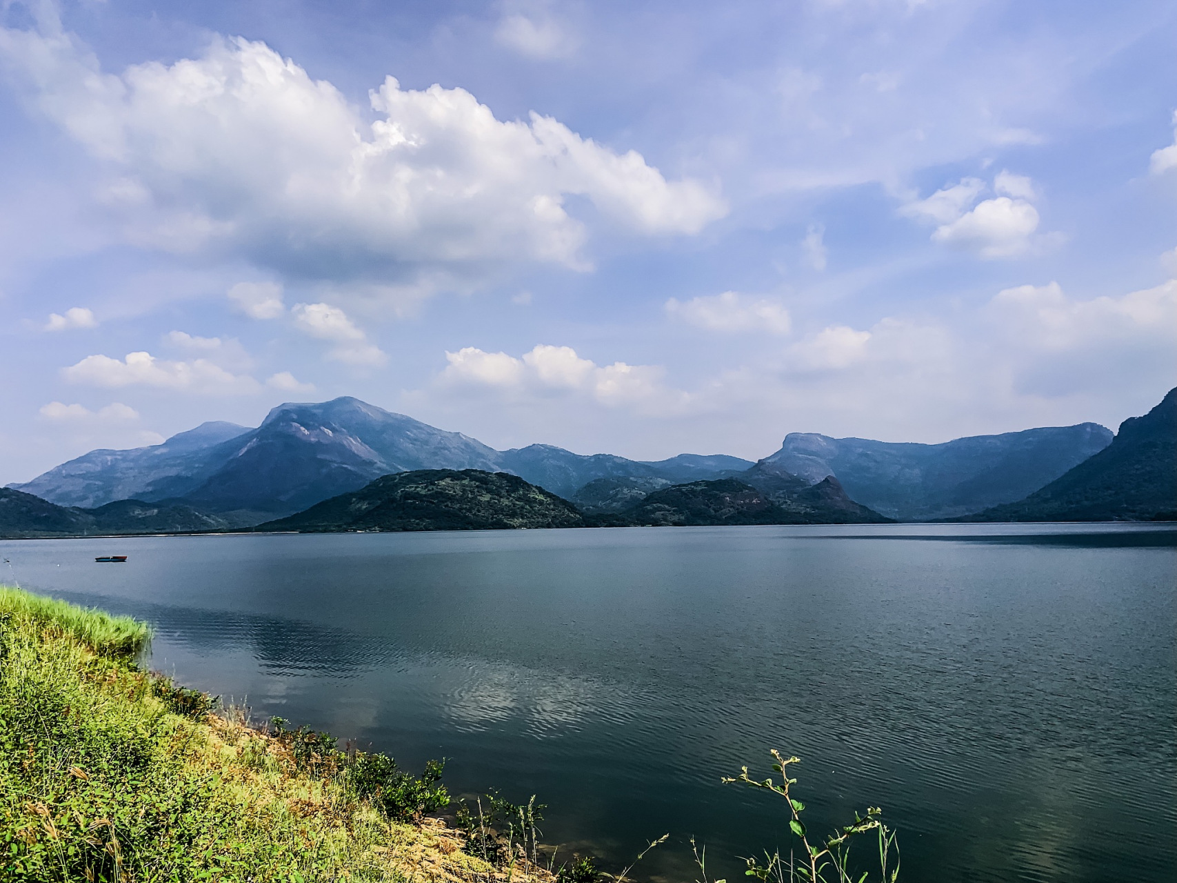 九华天池风景区,位于安徽省西南部,池州市贵池区马衙街道,长江南岸,地