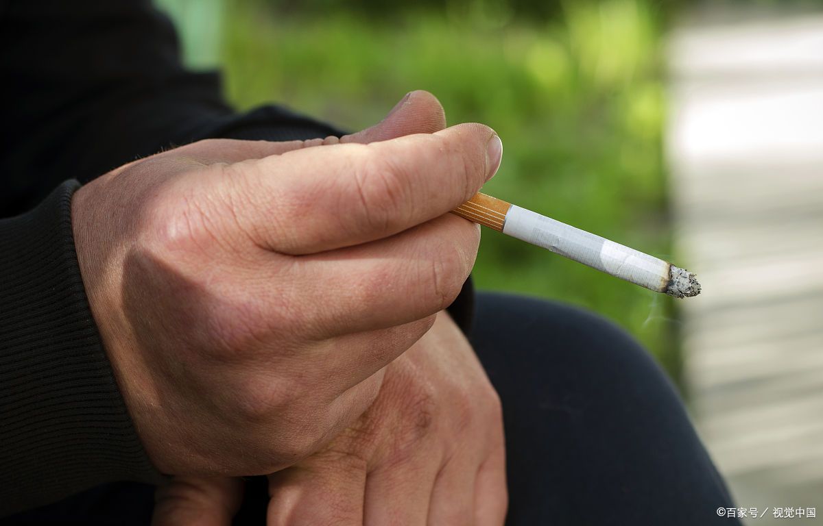 的口腔纤维化病变进展速度比不吸烟者快2