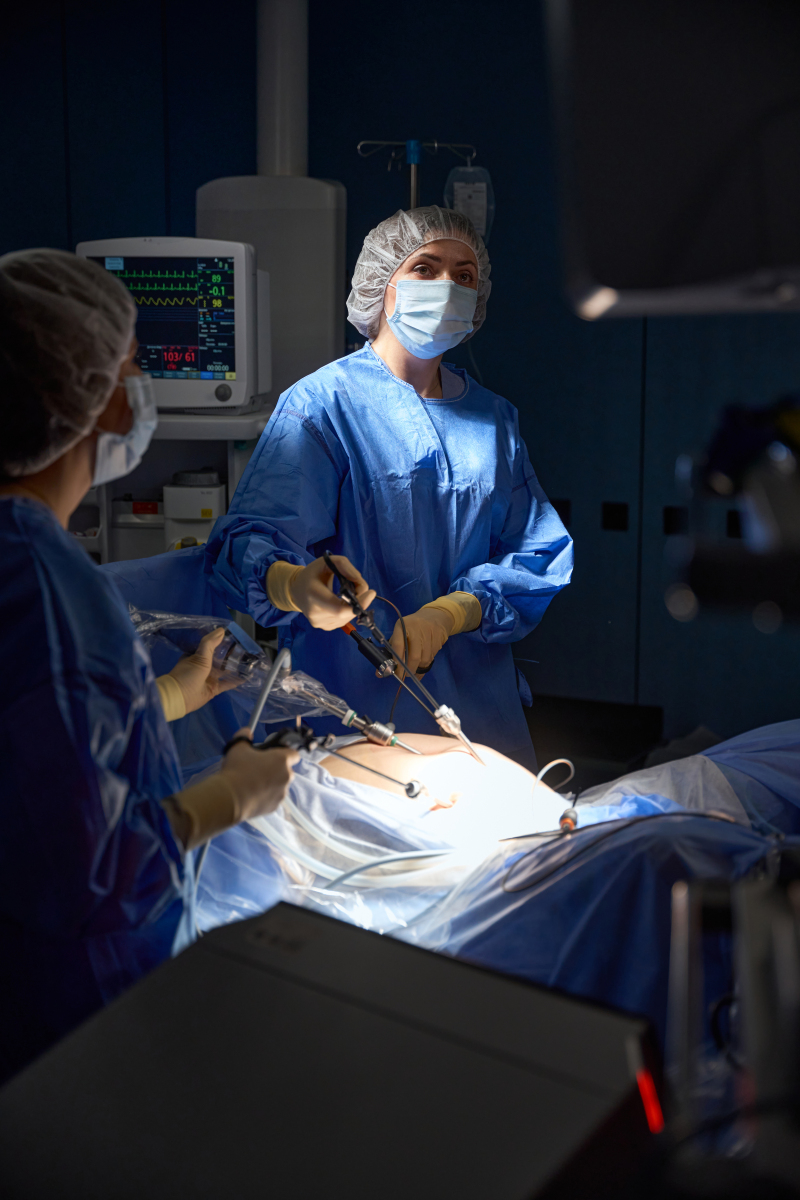 湖南邵阳,男子躺在手术台上,只想赶紧结束,却没料到,手术到一半,医生