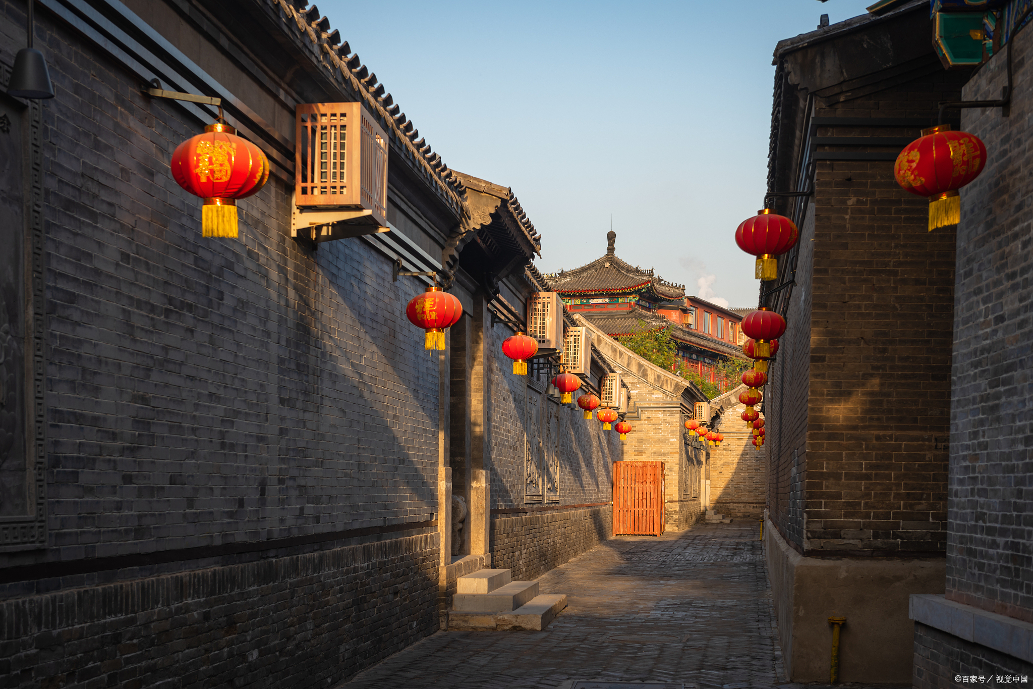 山西长治有一座荫城古镇,历经了千年沧桑,成为了民间建筑的瑰宝