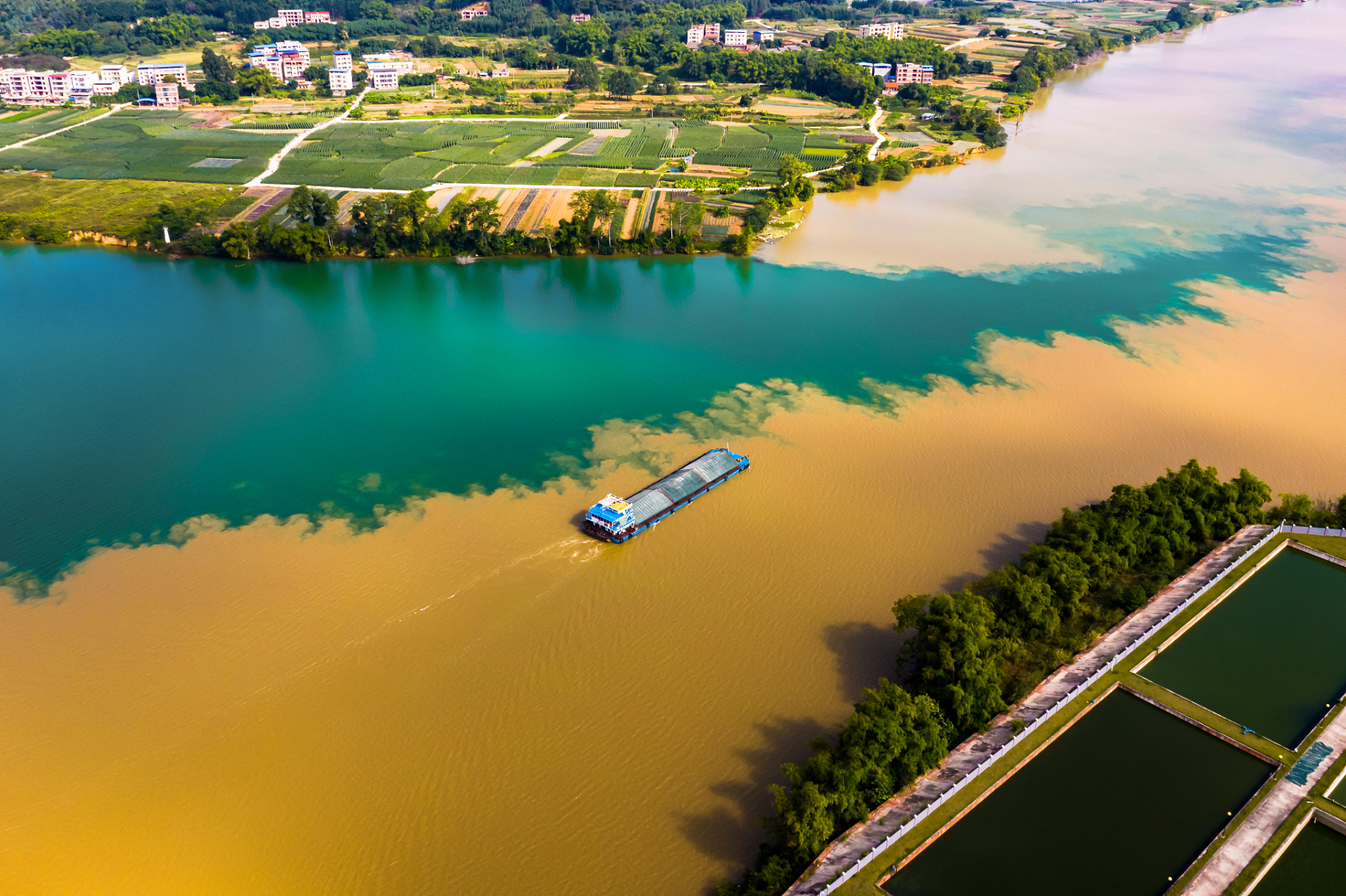 成语典故泾渭分明位于陕西省西安市高陵区,一起去看看吧!