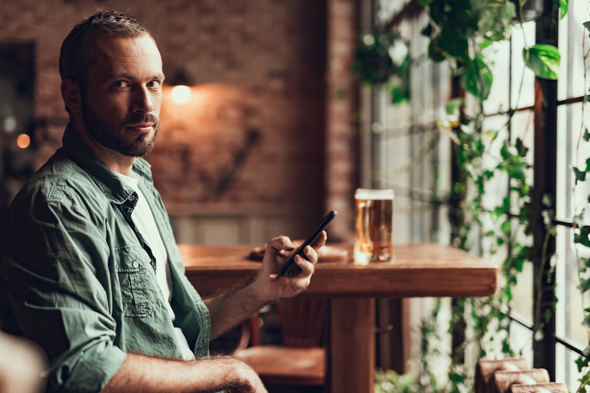 自大,高傲,情趣为0:有钱有势的男人往往自视甚高,自以为是,缺乏谦虚