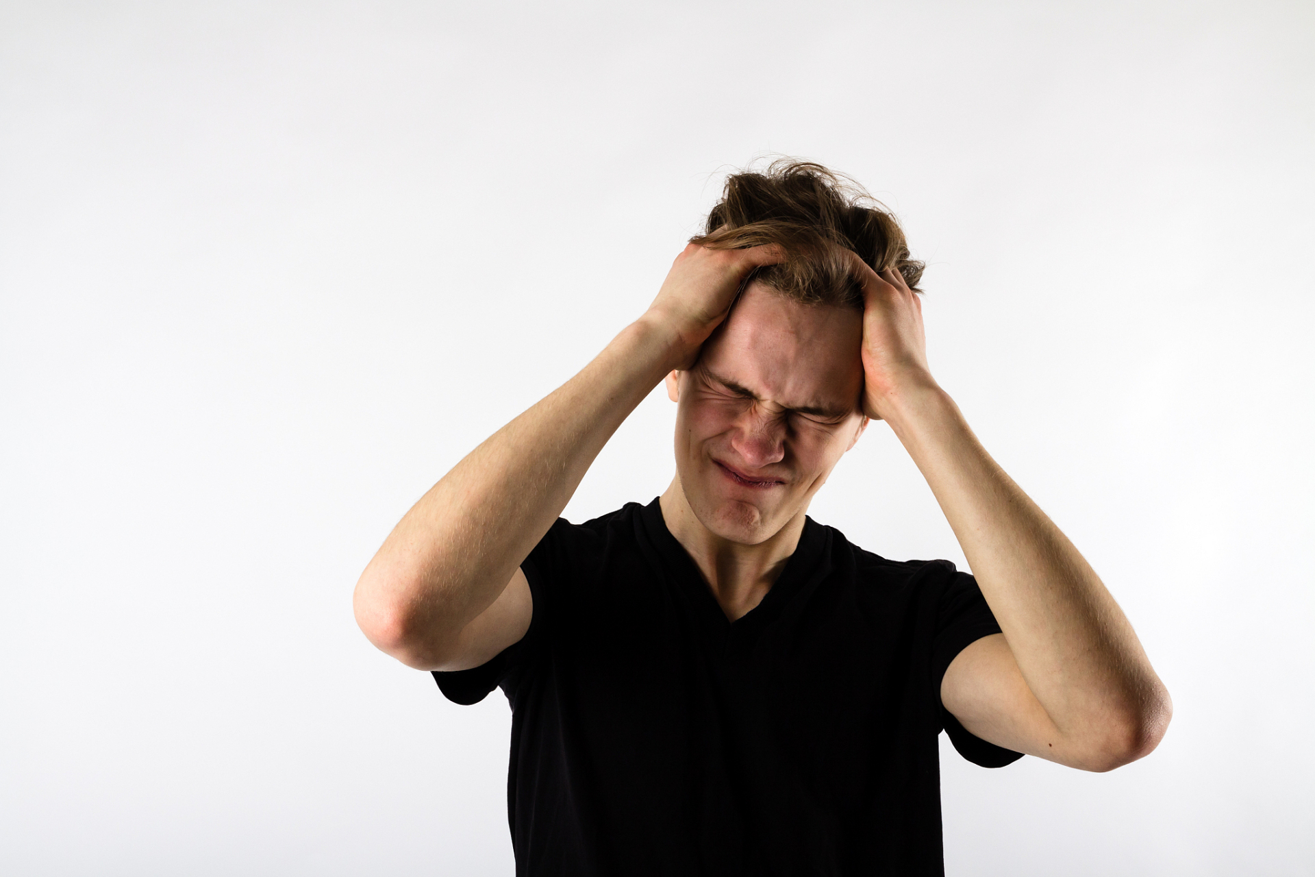 内耗#  如果你发现自己陷入了友情的内耗中,首先,要保持冷静和理智