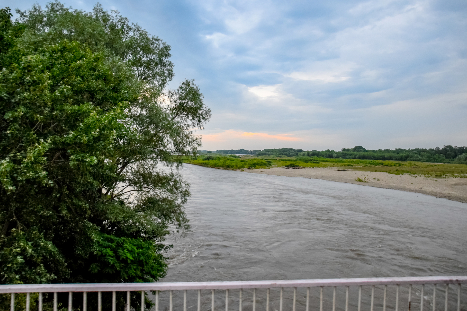 [原文:中牟贾鲁河游玩全攻略:开.