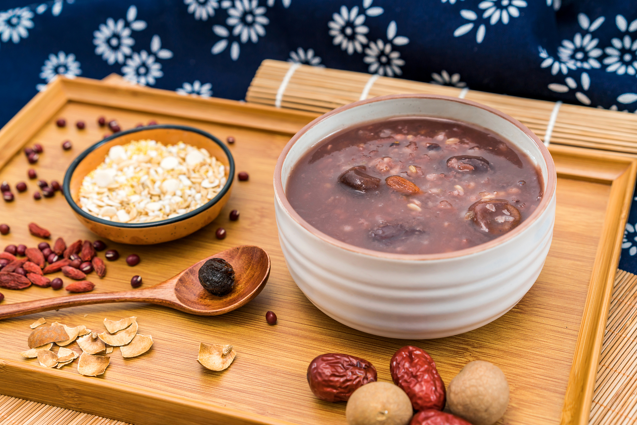 贫血儿童如何通过饮食调理改善?有哪些食谱推荐?