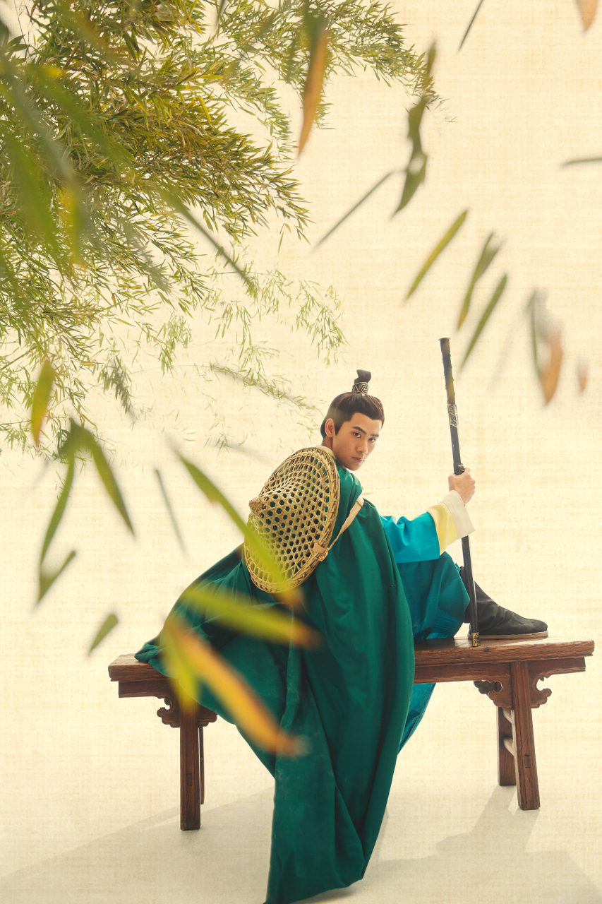 男人说,我会爱你一辈子,女人说,无论贫穷疾病,我都不离不弃.