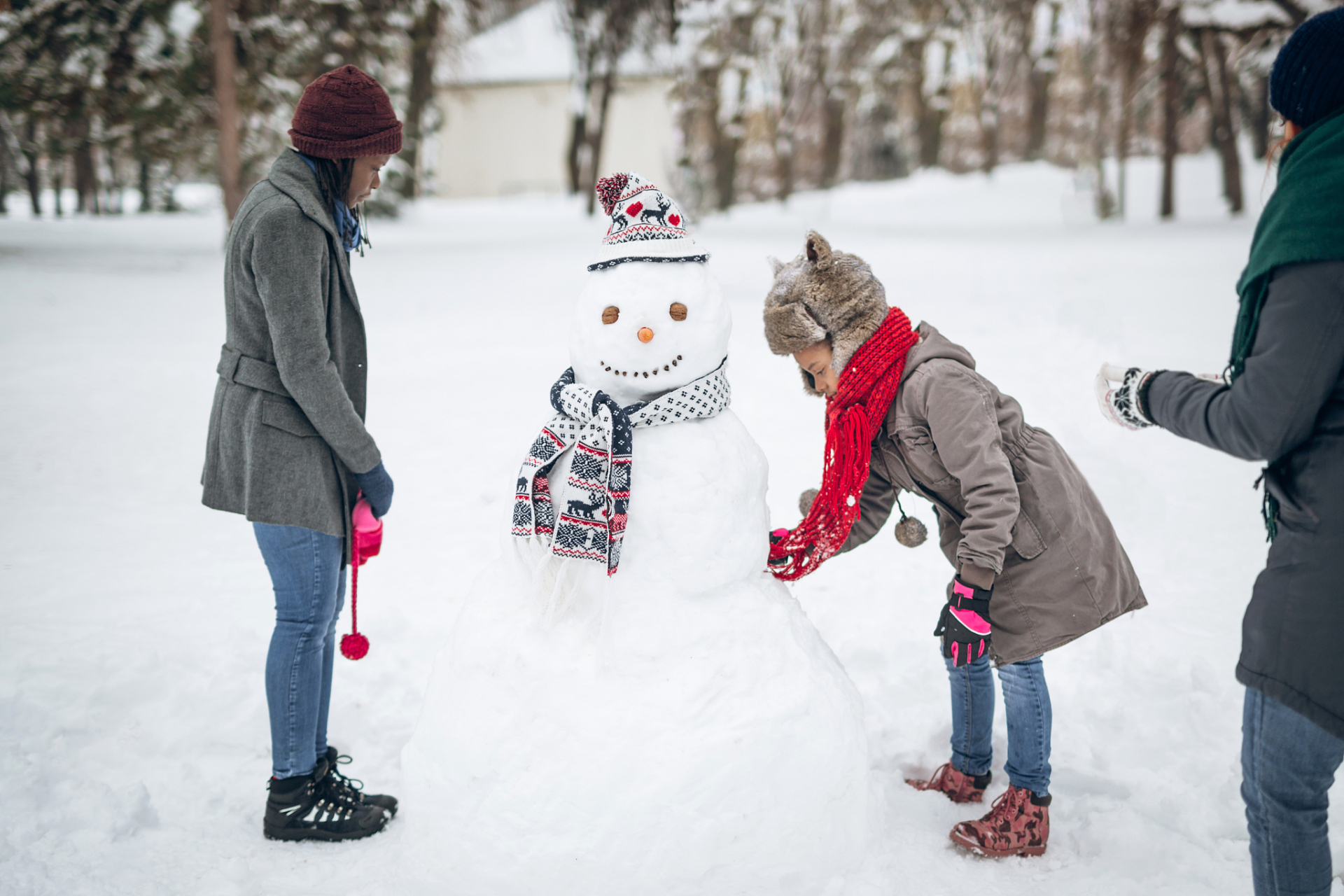 堆雪人图片 看图图片