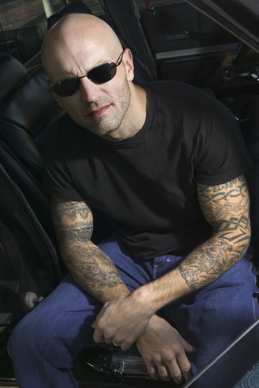 生活中,要狠狠记住的"心眼"  1,不惹,纹身光头男.