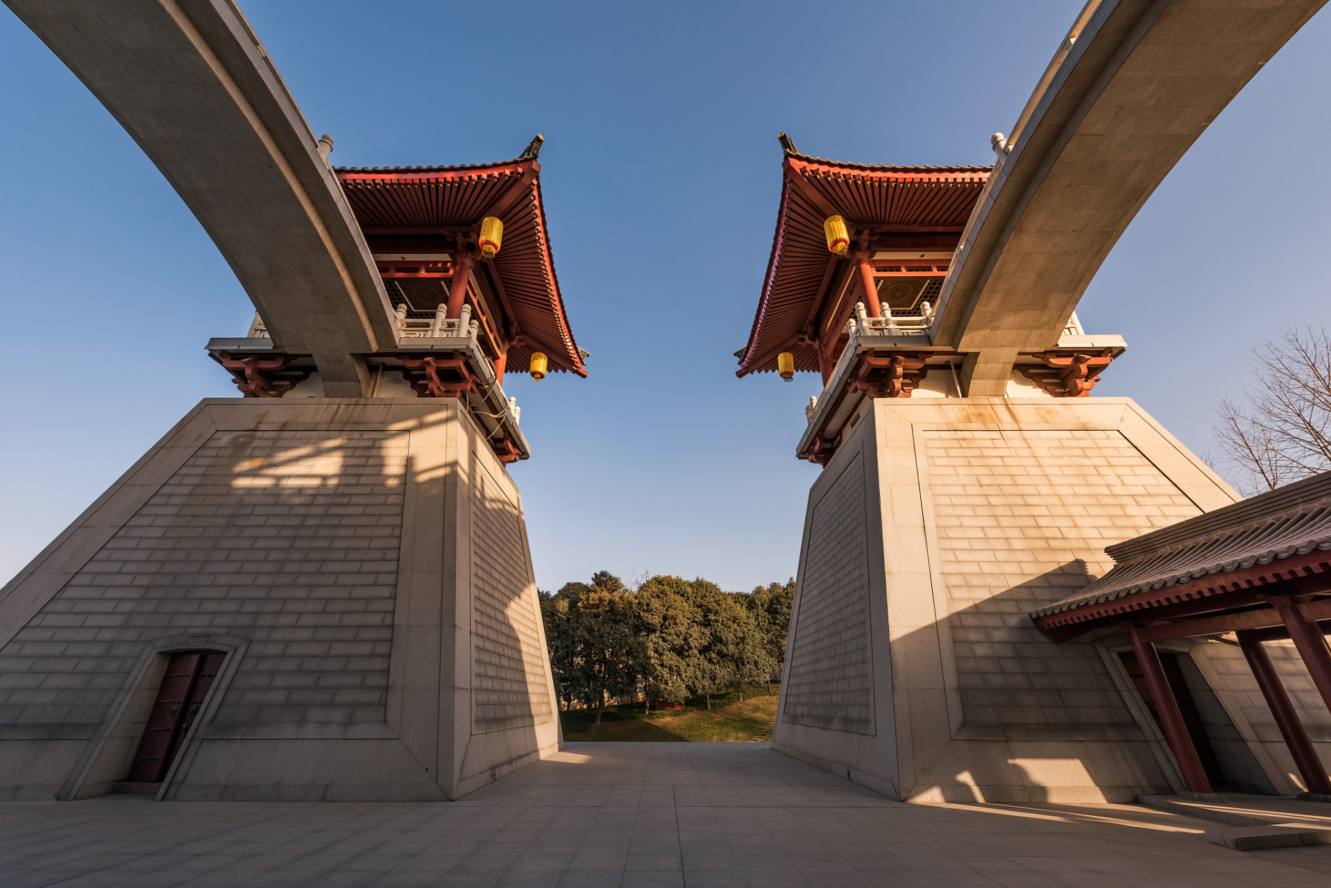 奔赴春天的旅行# 西安大唐芙蓉园,是一处融合了历史与自然美景的绝佳