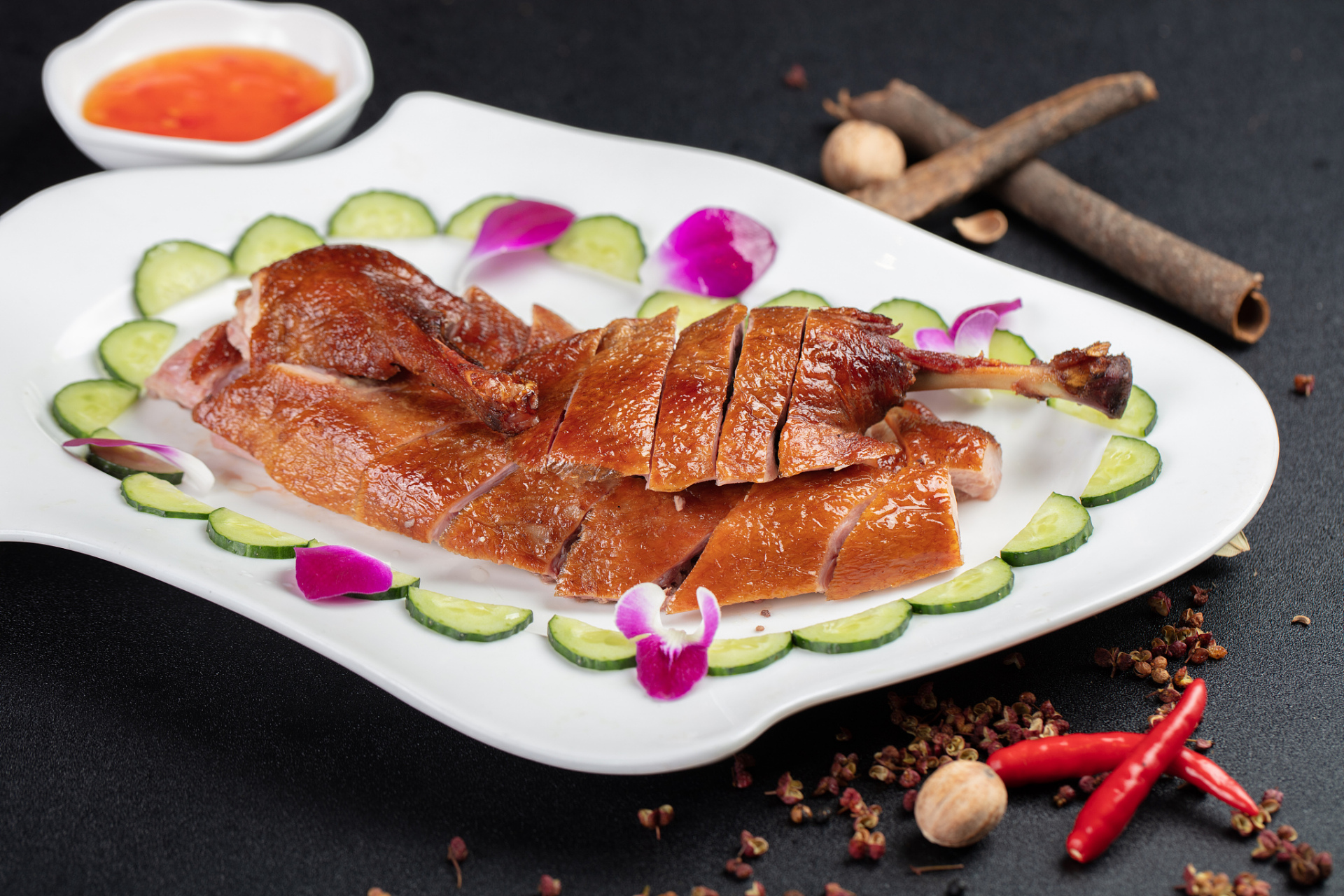 本地mcn挑战赛# 长沙美食麻仁香酥鸭,麻仁香酥鸭,这道源自长沙的檬吵