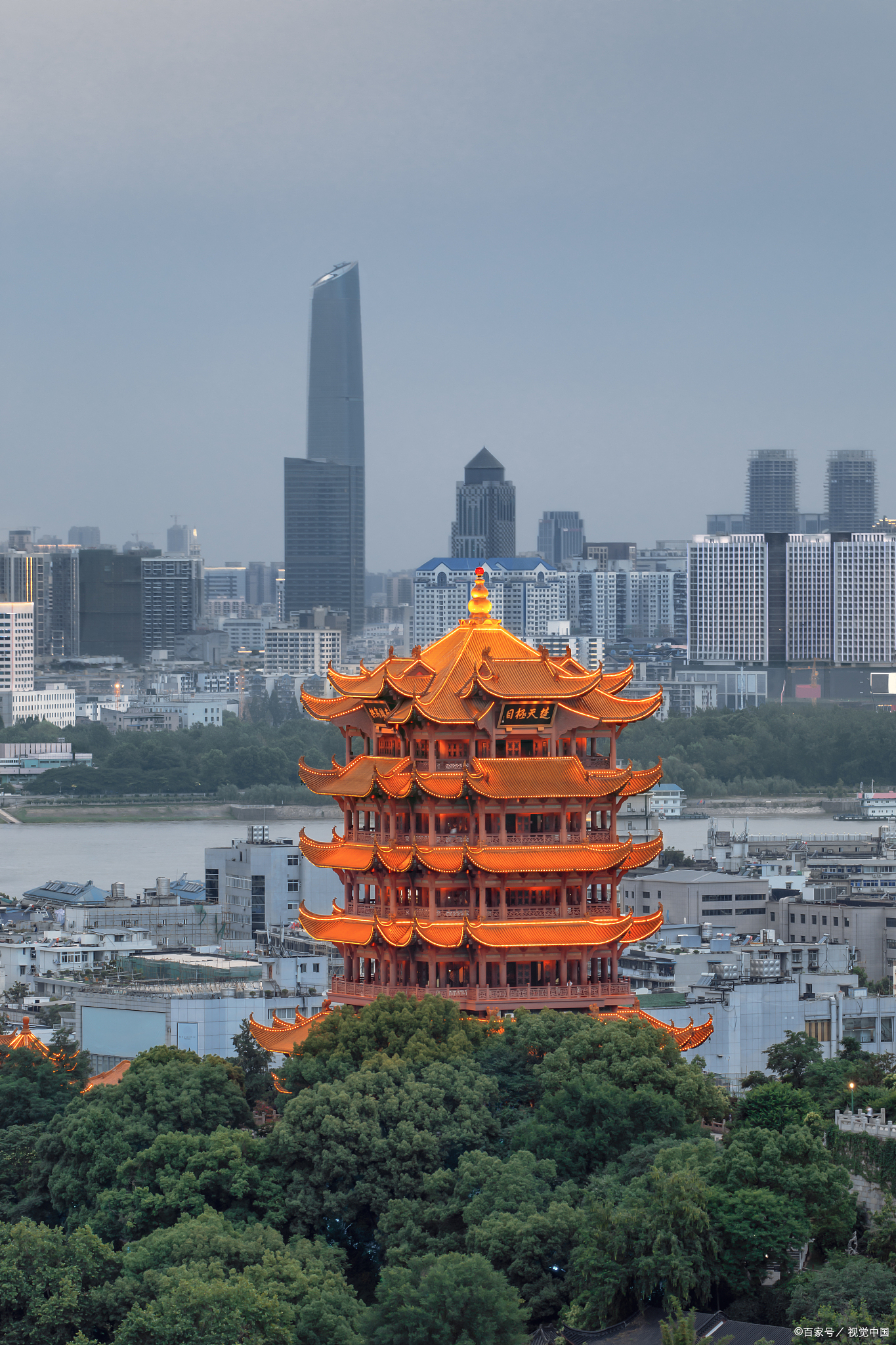 武汉,这座历史与现代交织的城市,总让人心生向往.
