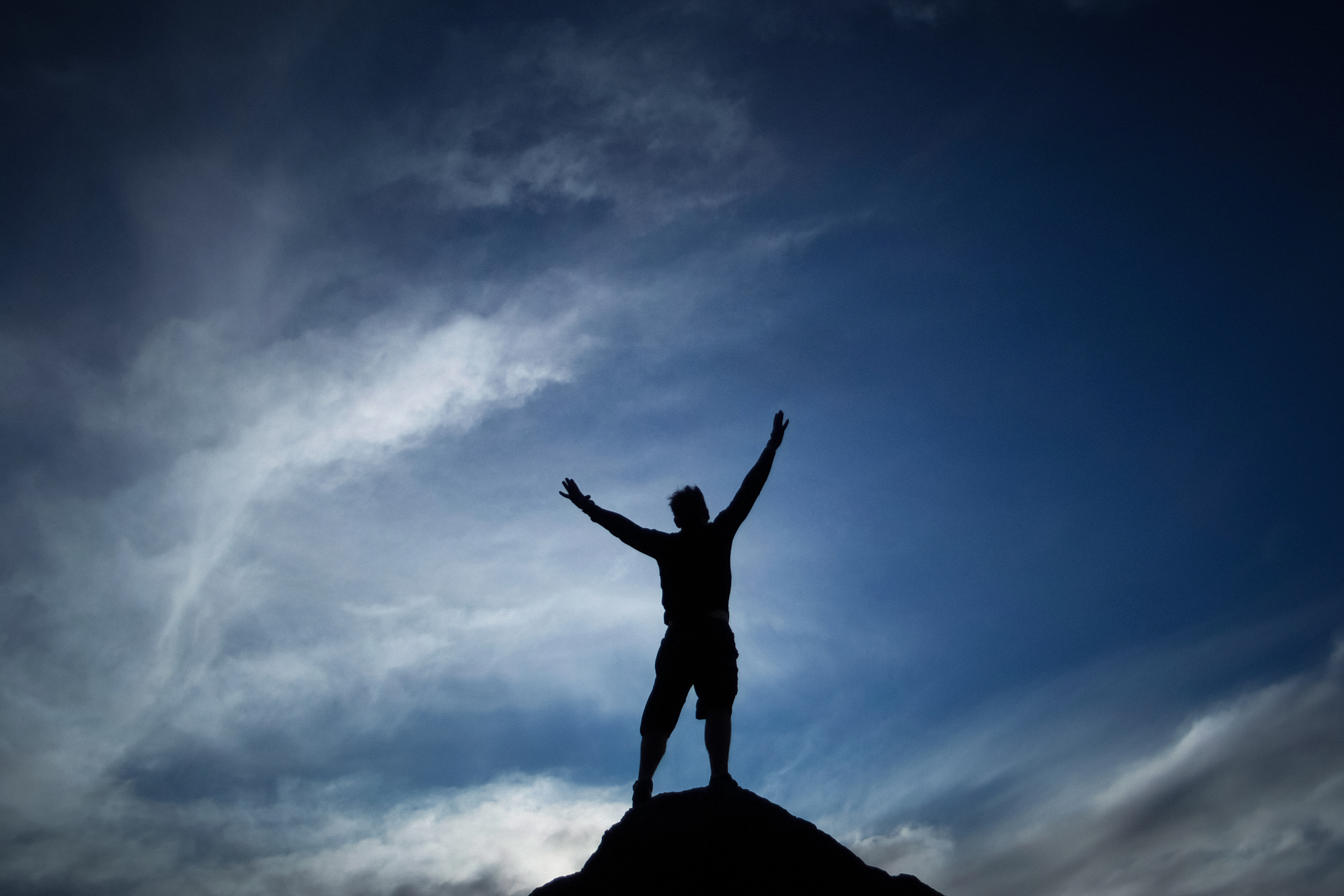 气势强大的图片有关于气度的人的图片气魄豪迈的图强大自己图片背影