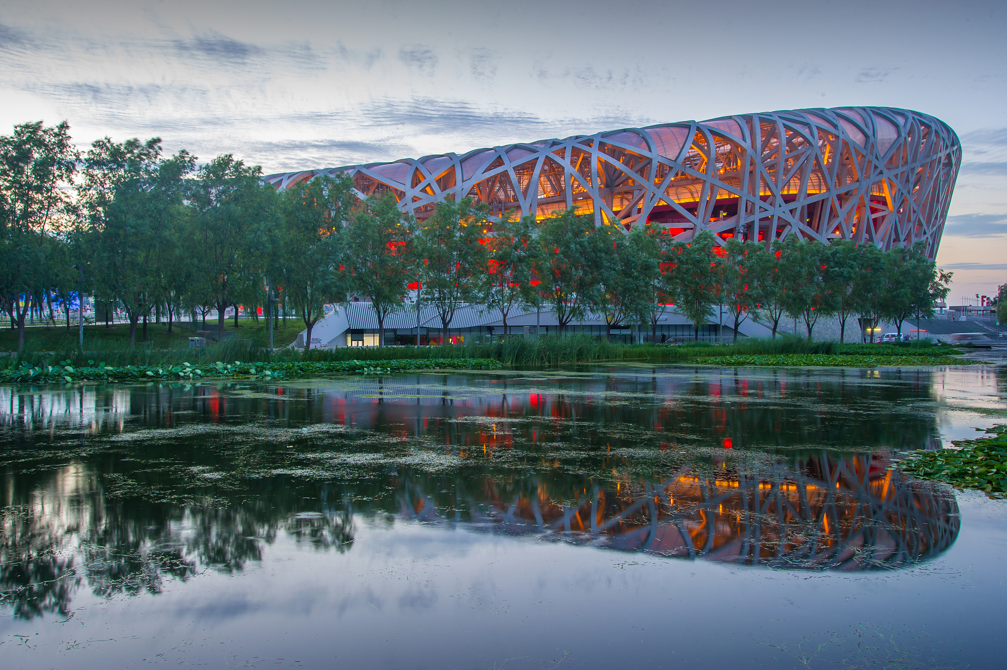 从奥运地标到商业引擎:鸟巢档期排到2027的运营密码