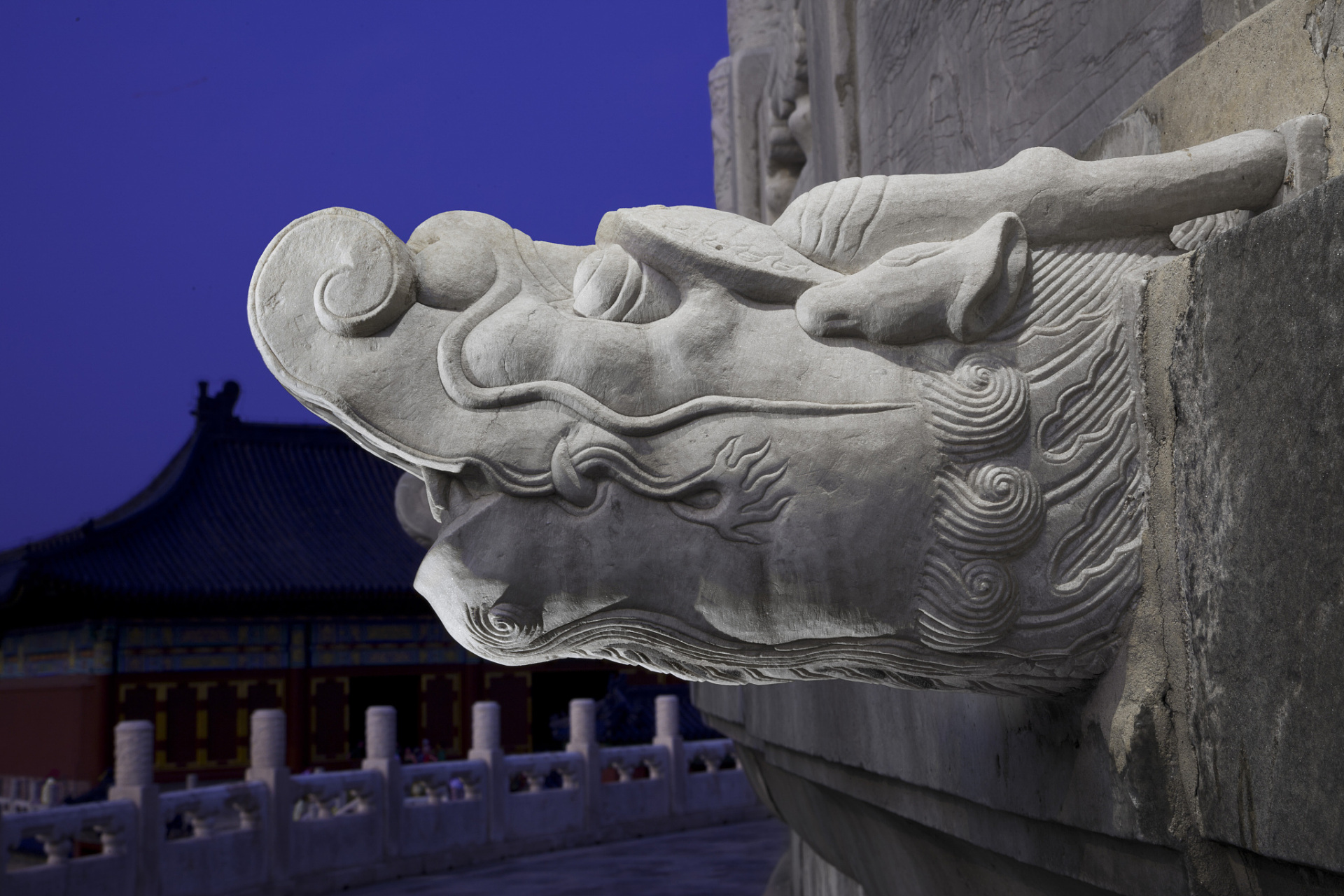 除了其历史和文化价值,故宫的排水系统也是值得一提的.