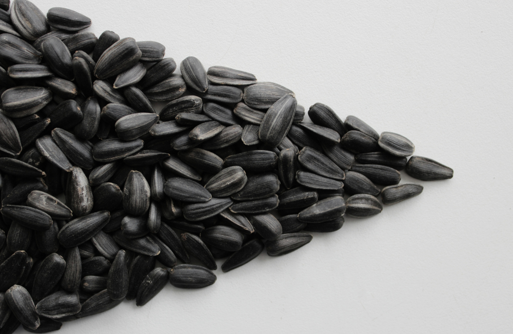 广东星子红瓜子:连州的吉祥之果 在广东省连州市,有一种特产,它被誉为