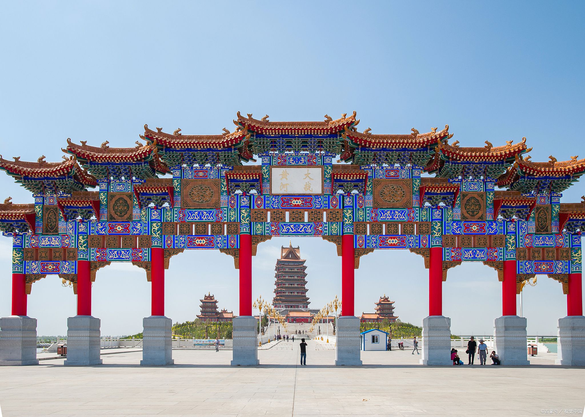 我特别喜欢探索中国的美丽景点,而宁夏回族自治区是我最近的旅行目的