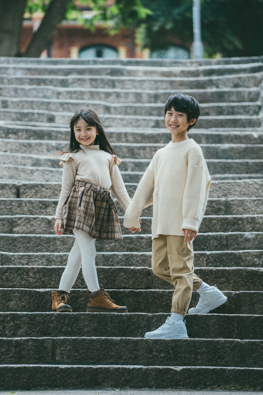 父亲临死前嘱咐我们三兄妹,他说之前欠大姨三十万,要我们每人承担十万