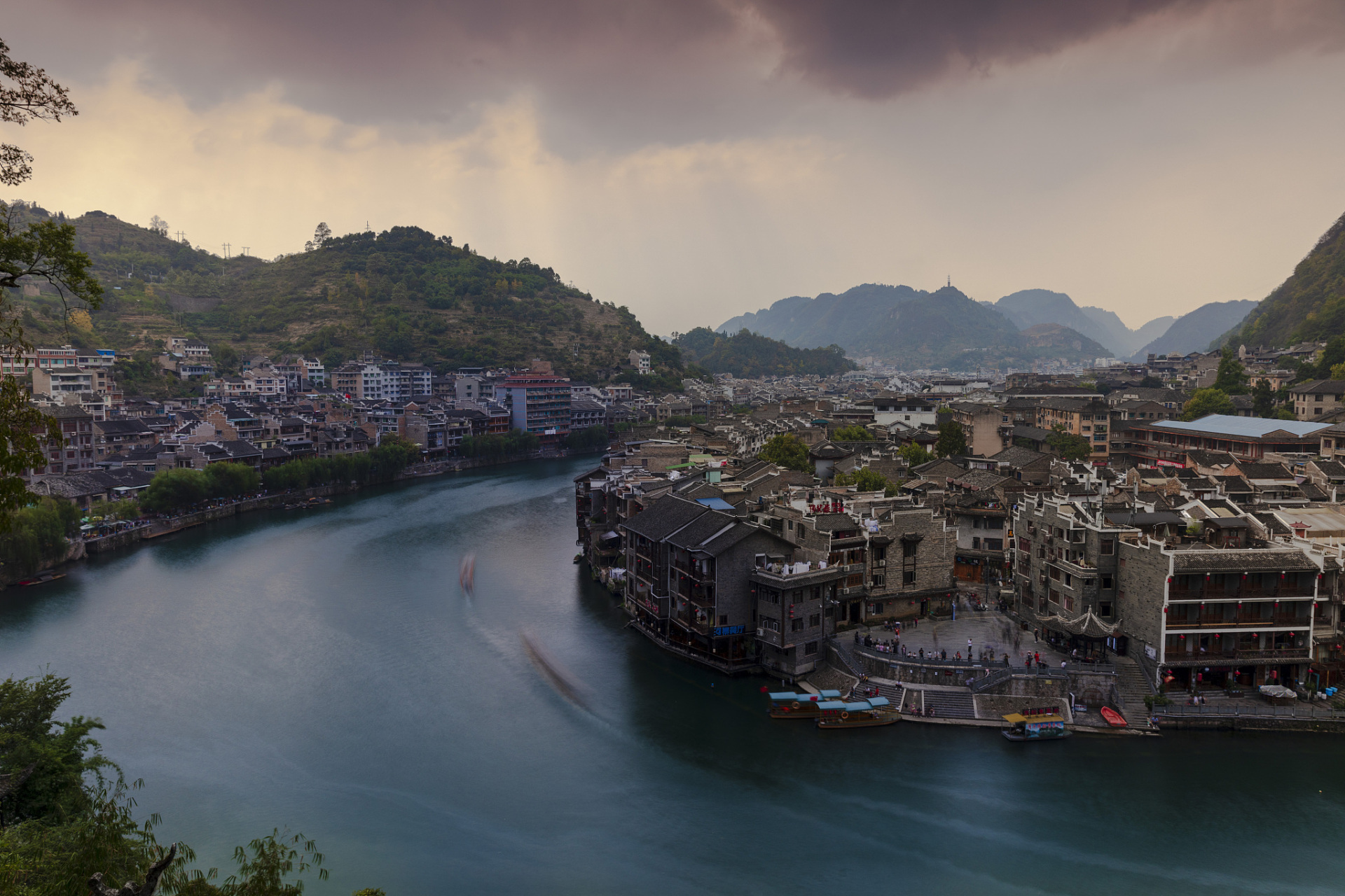 贵州旅游热点——镇远古城,位于贵州省黔东南苗族侗族