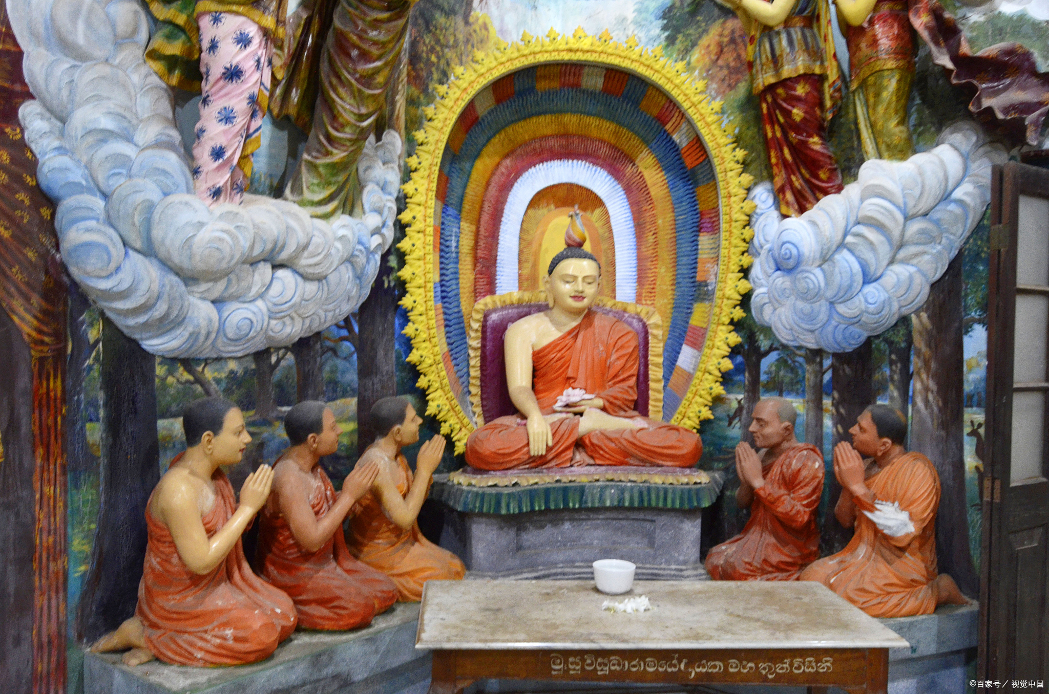 佛陀传递智慧,五比丘摆脱烦恼