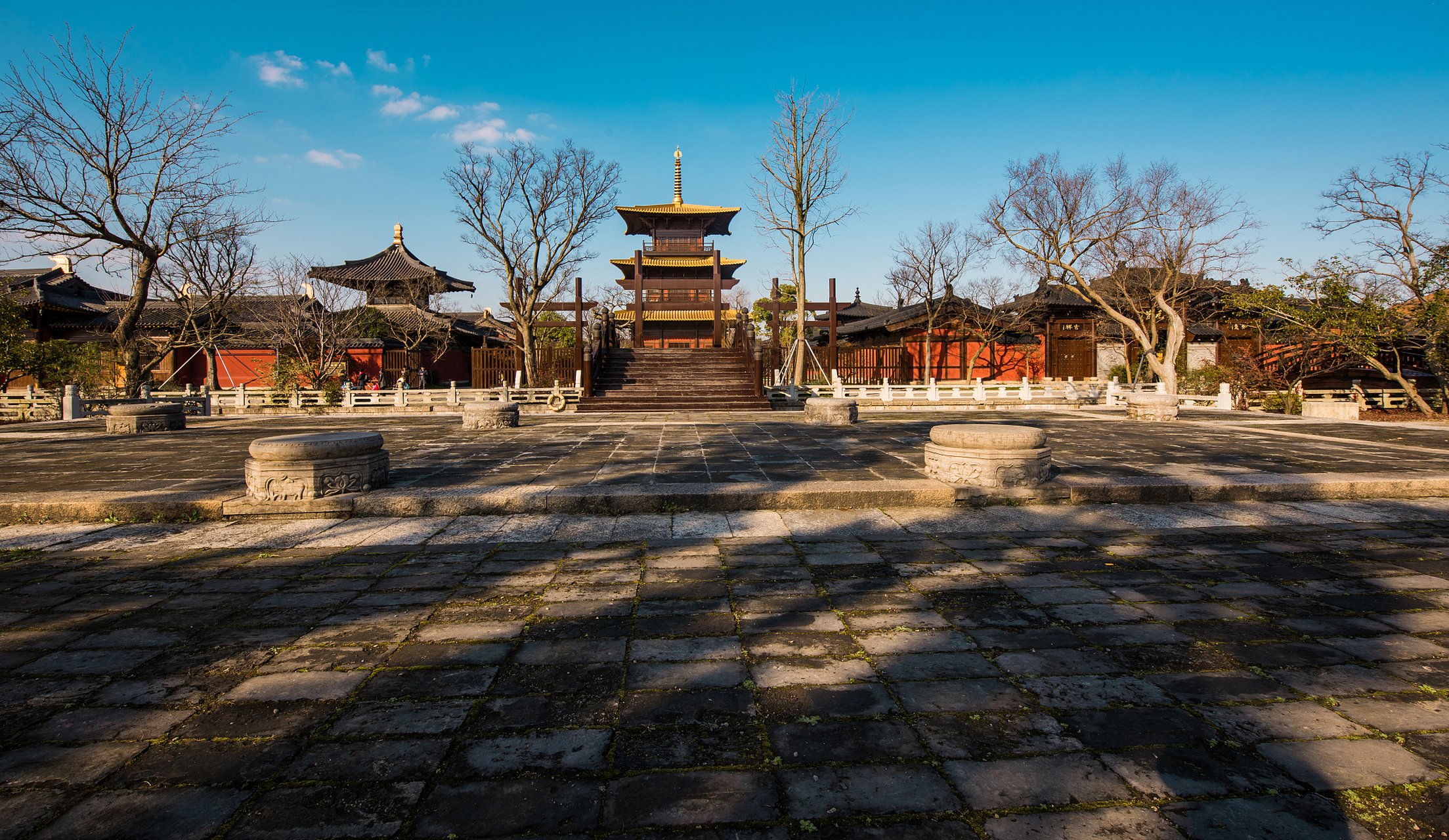 扬州唐城遗址,如同一本古老的历史书,记录着千年的兴衰.