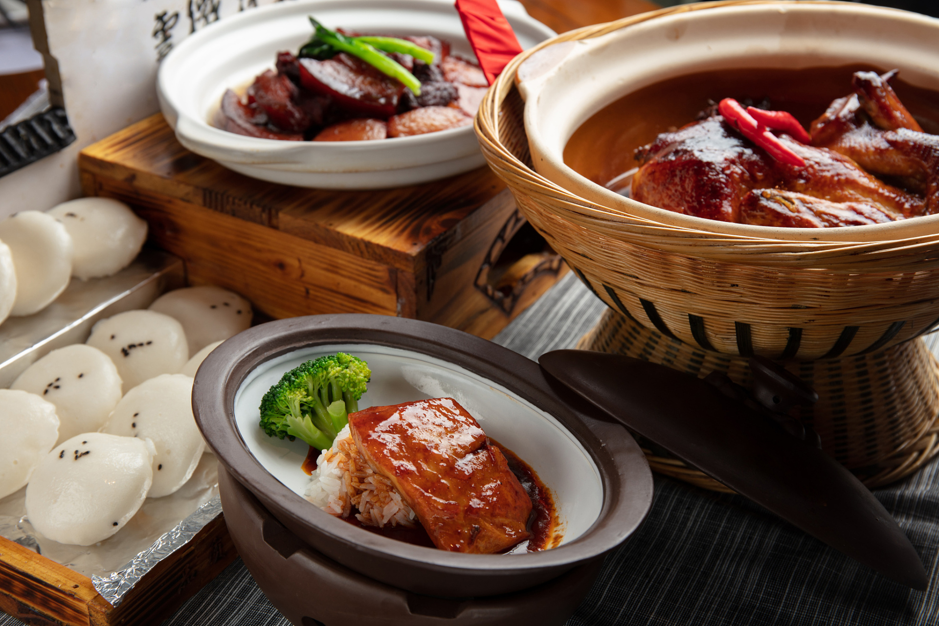 徽菜,是我国的"八大菜系"之一,起源于南宋时期的古徽州,原是徽州山区