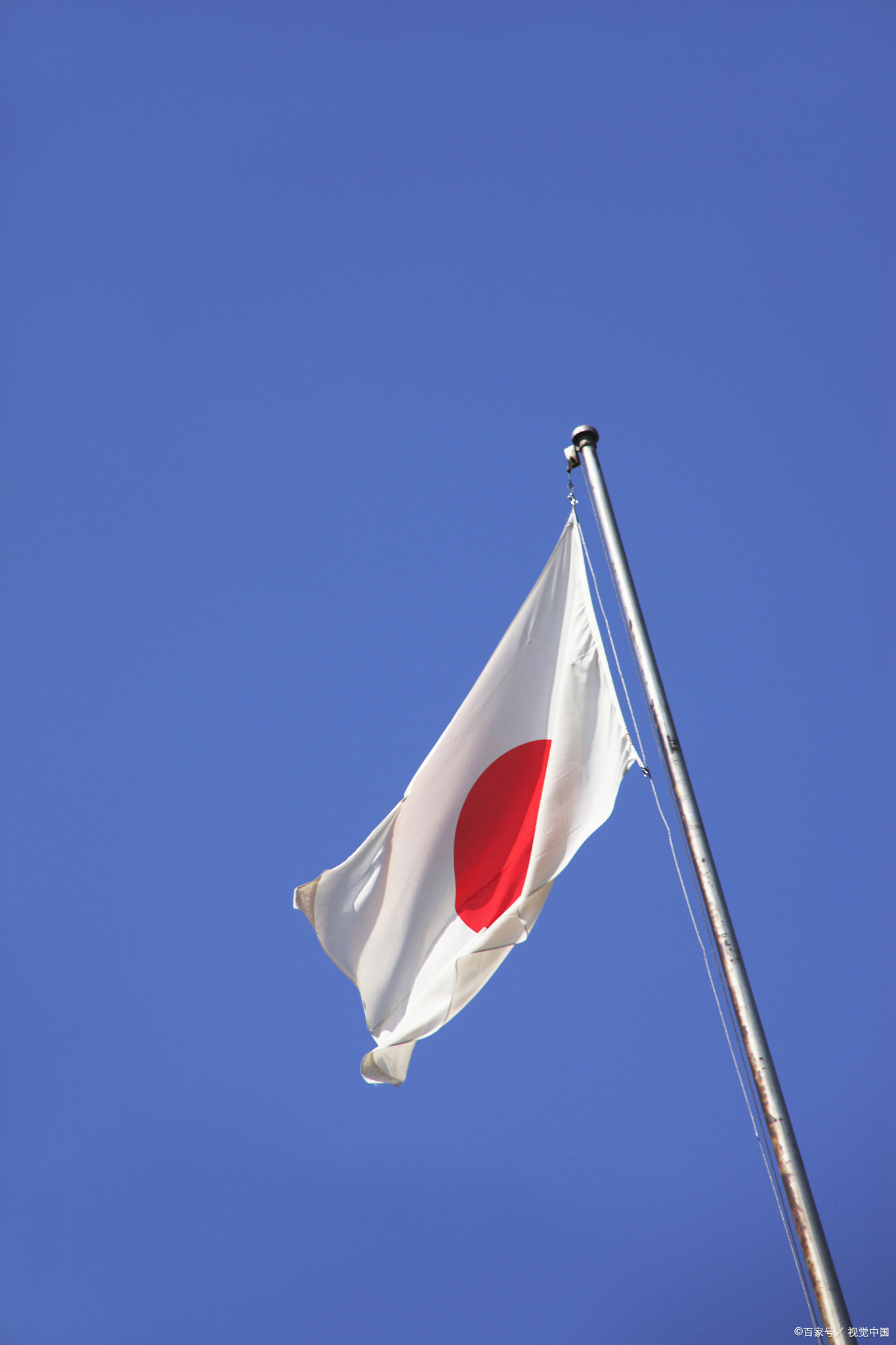 他在讲话中,要求中国军民"不念就恶","与人为