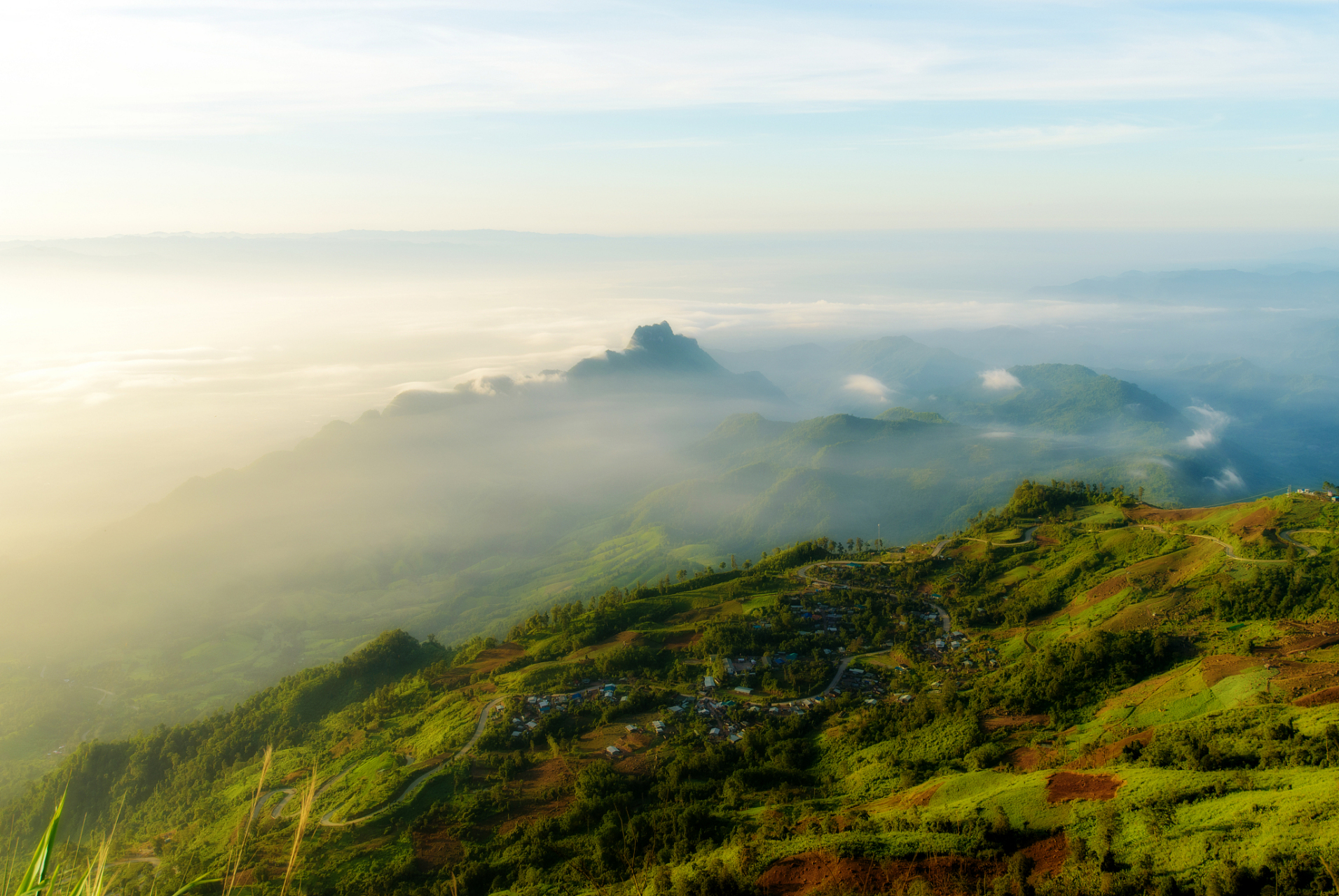 我在江西占山头# 江西黄冈山,被誉为"中国最美的山峰之一",吸引无数