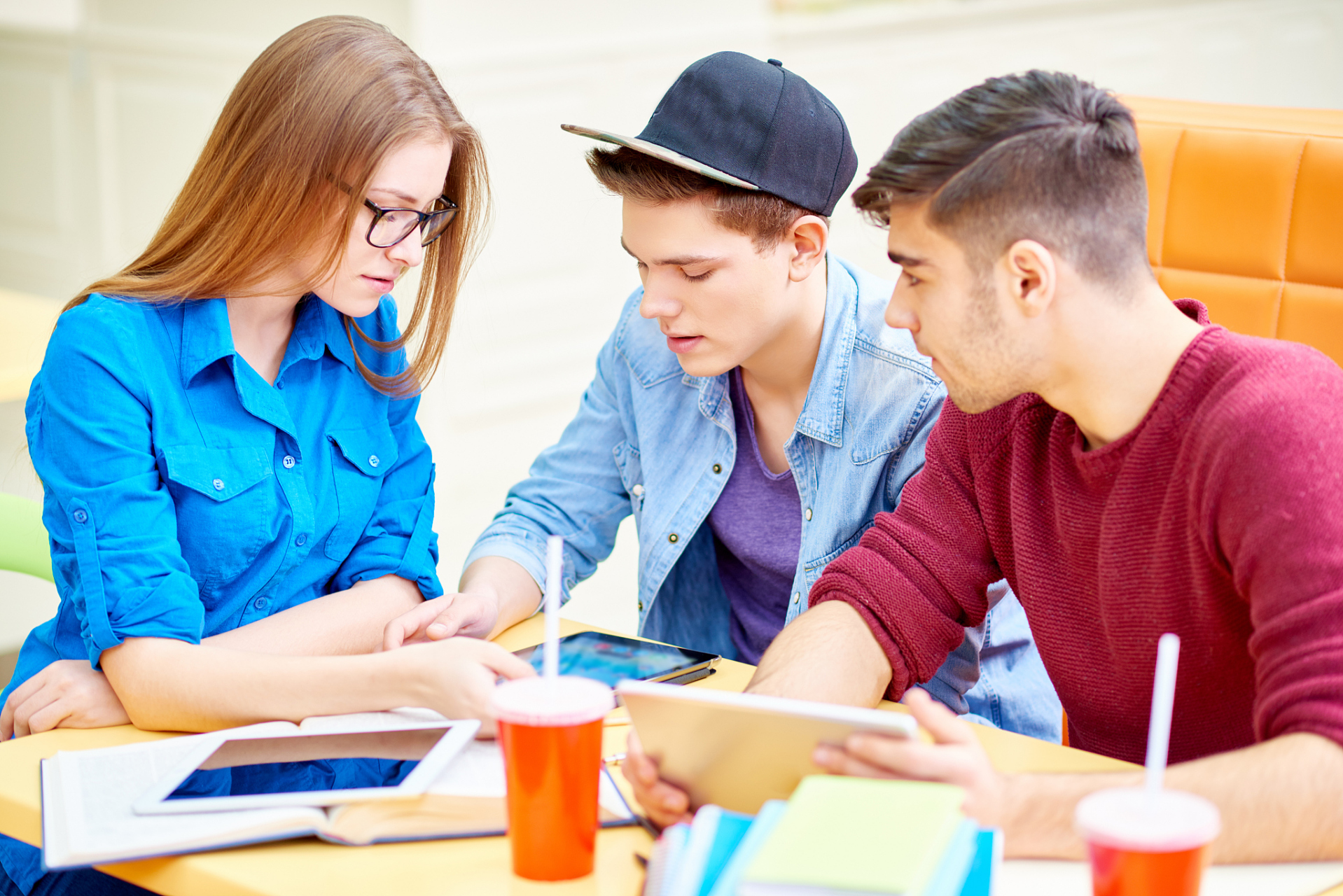 英语专业的就业前景 随着国际化程度的提高,英语专业的毕业生还可以在
