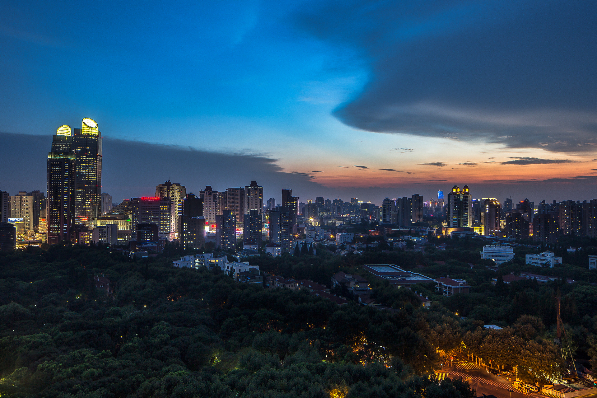 岳麓山夜景图片