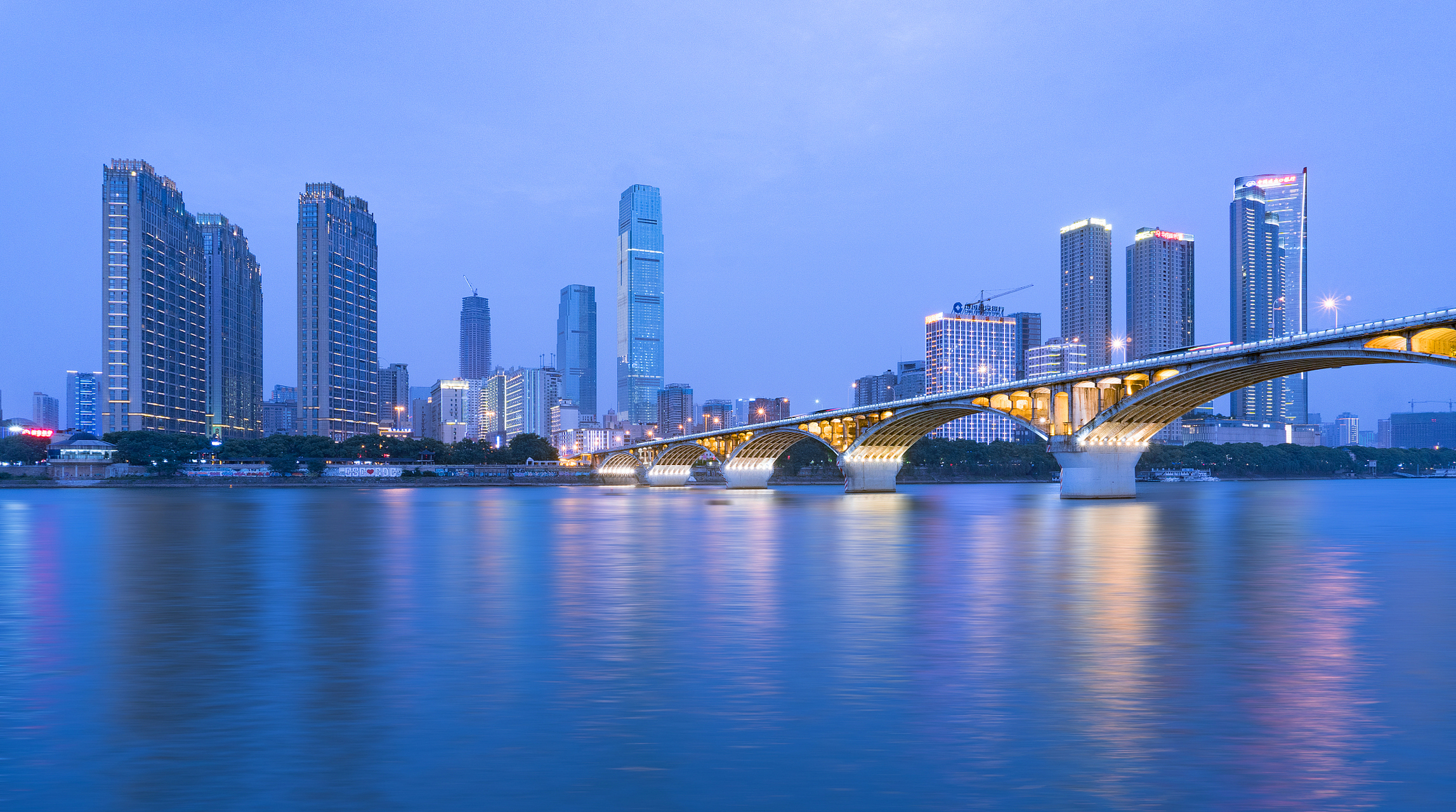 91 橘子洲头夜景,让你的长沙之旅更加美妙!