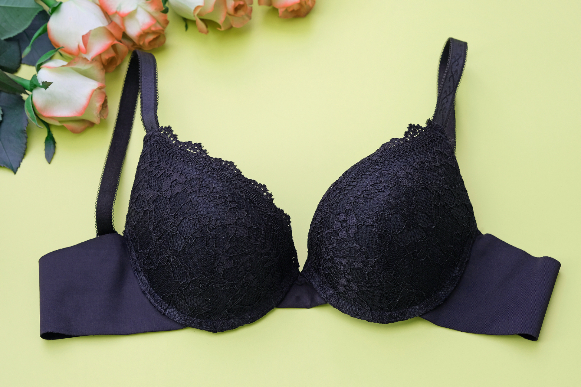 发育期的少女们,你们是不是也在为挑选合适的文胸而烦恼呢?