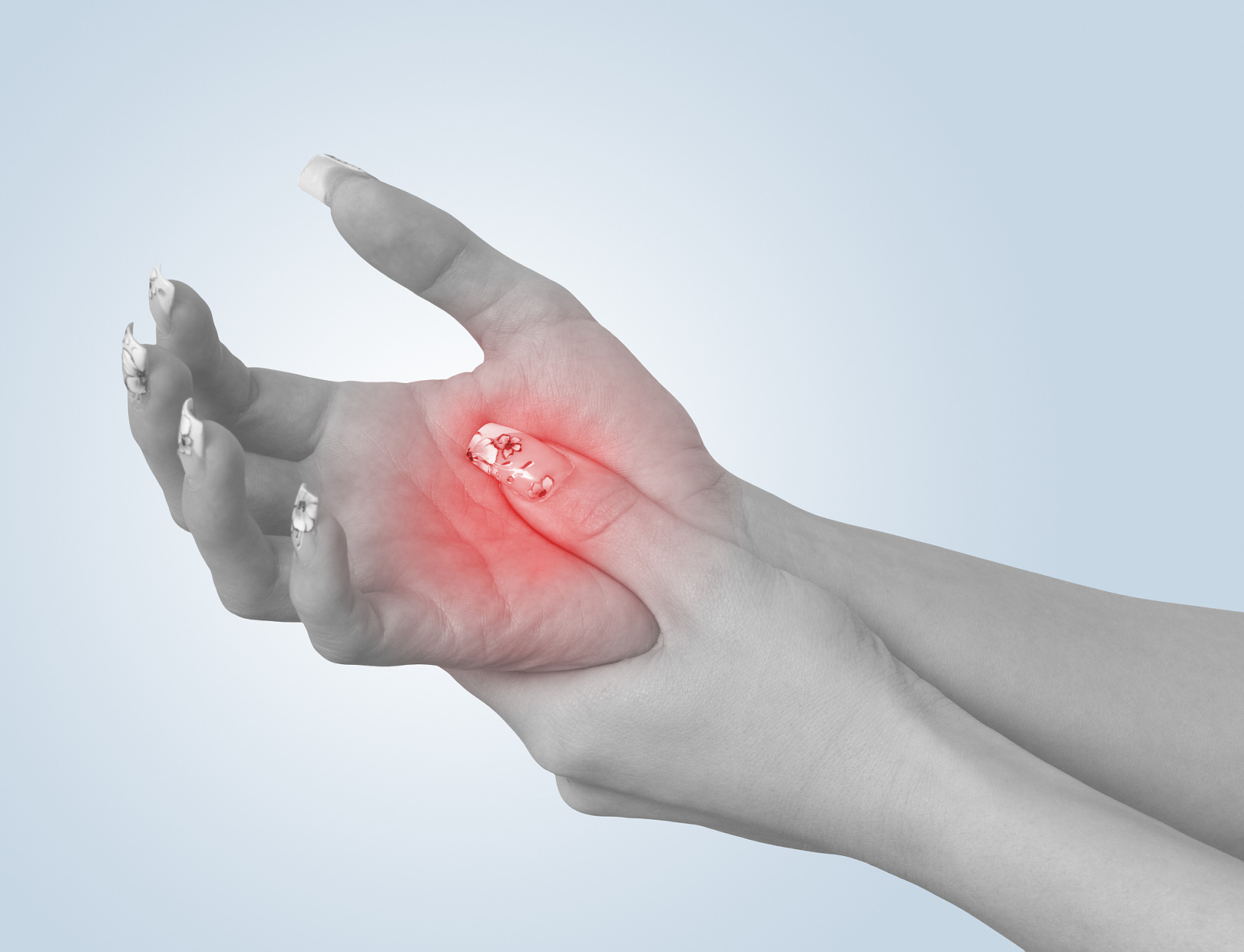 关节肿胀:受累关节肿胀,局部温度升高,甚至出现红斑. 2.