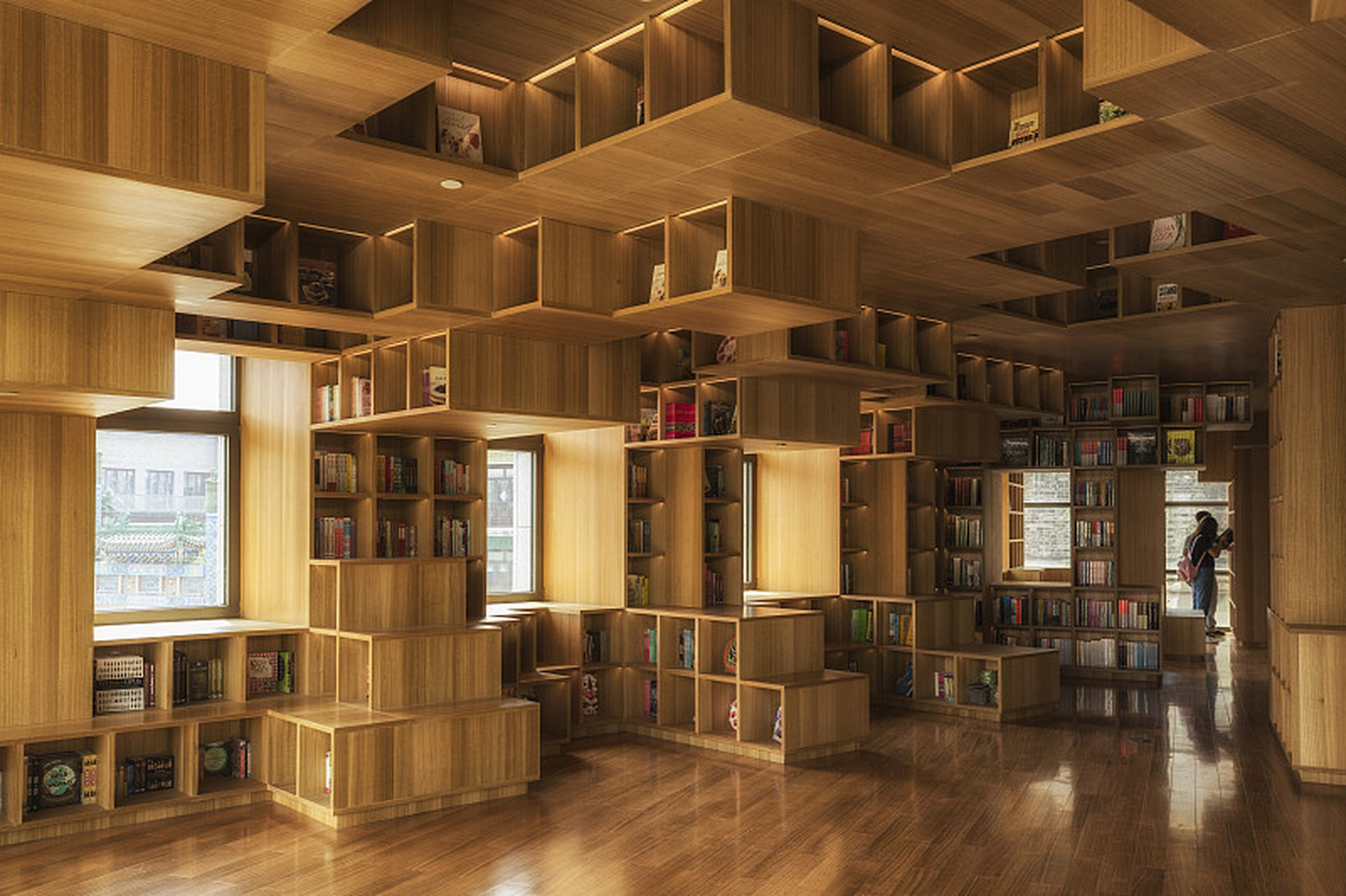 长沙这么红##美好生活在雨花#止间书店位于长沙开福区芙蓉中路一段