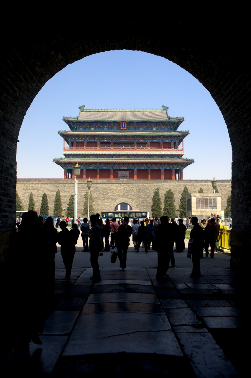 北京宣武门简介: 宣武门是明清两代北京城内城的南西门,位于北京市