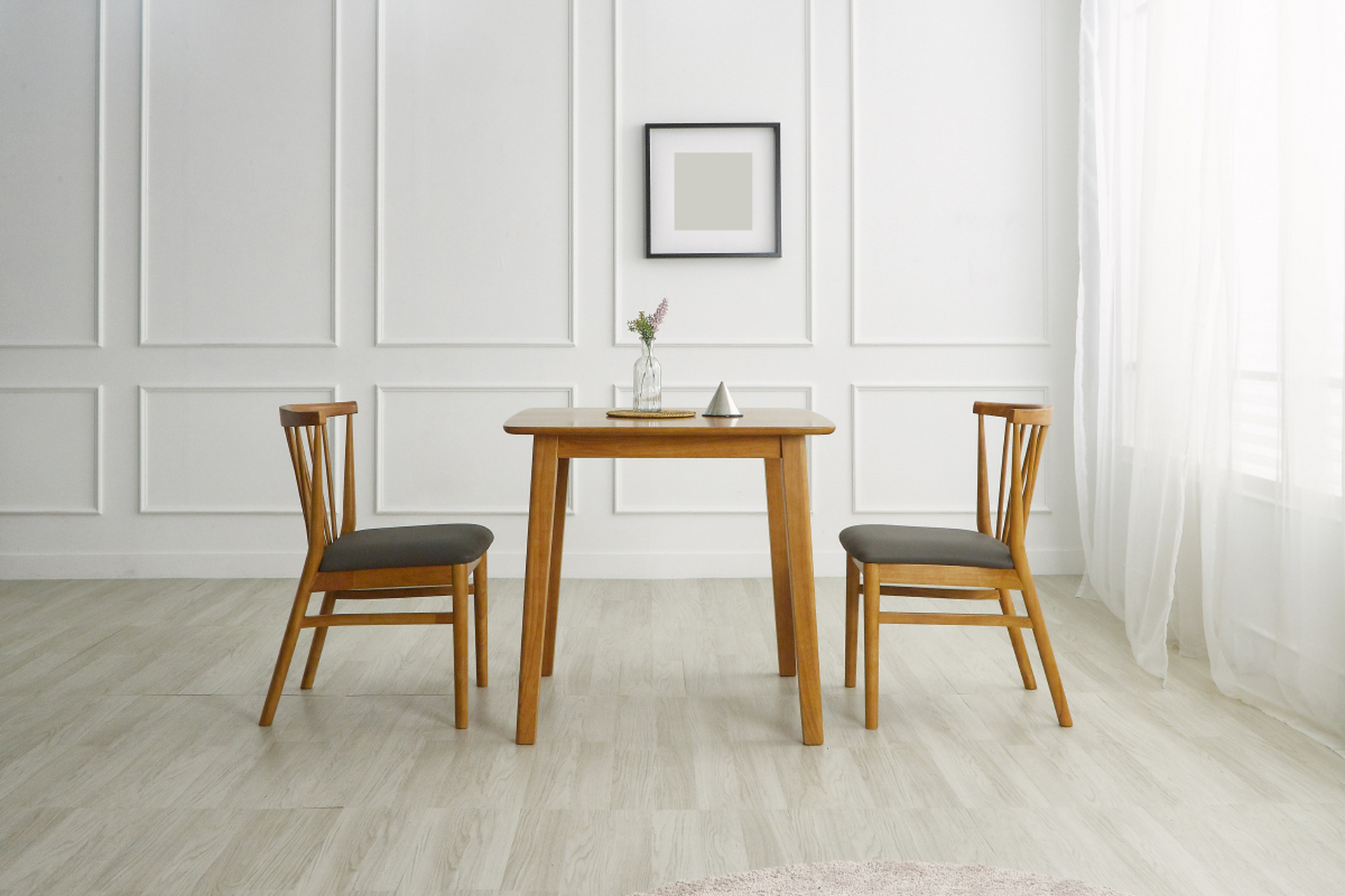 餐桌椅是家庭中必不可少的家具之一,舒适的椅子可以为你的就餐带来