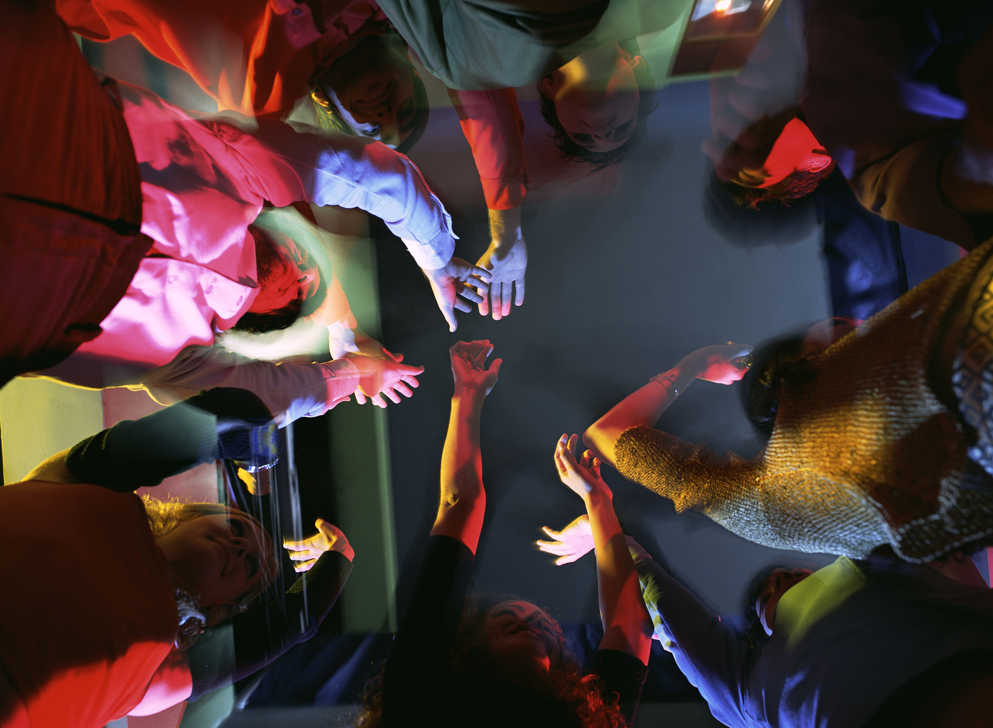 年轻活力,燃爆深夜!♂ 你们怎么看?