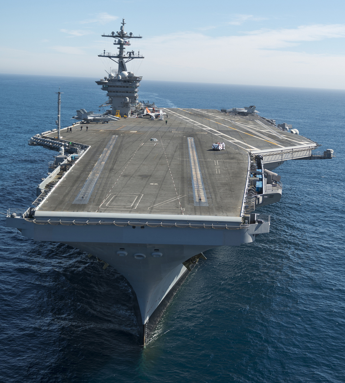 印度维克兰特号航母即将装备法国阵风-m舰载战斗机,引发了国内外媒体