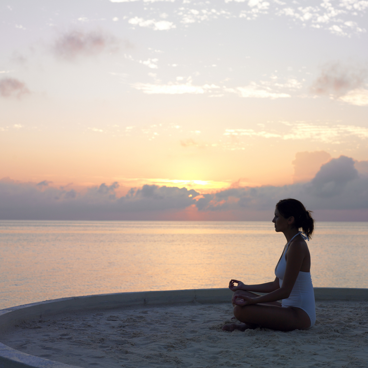 不断放空自我  让自己去酝酿心中的那份宁静  保存于心底  不断放空