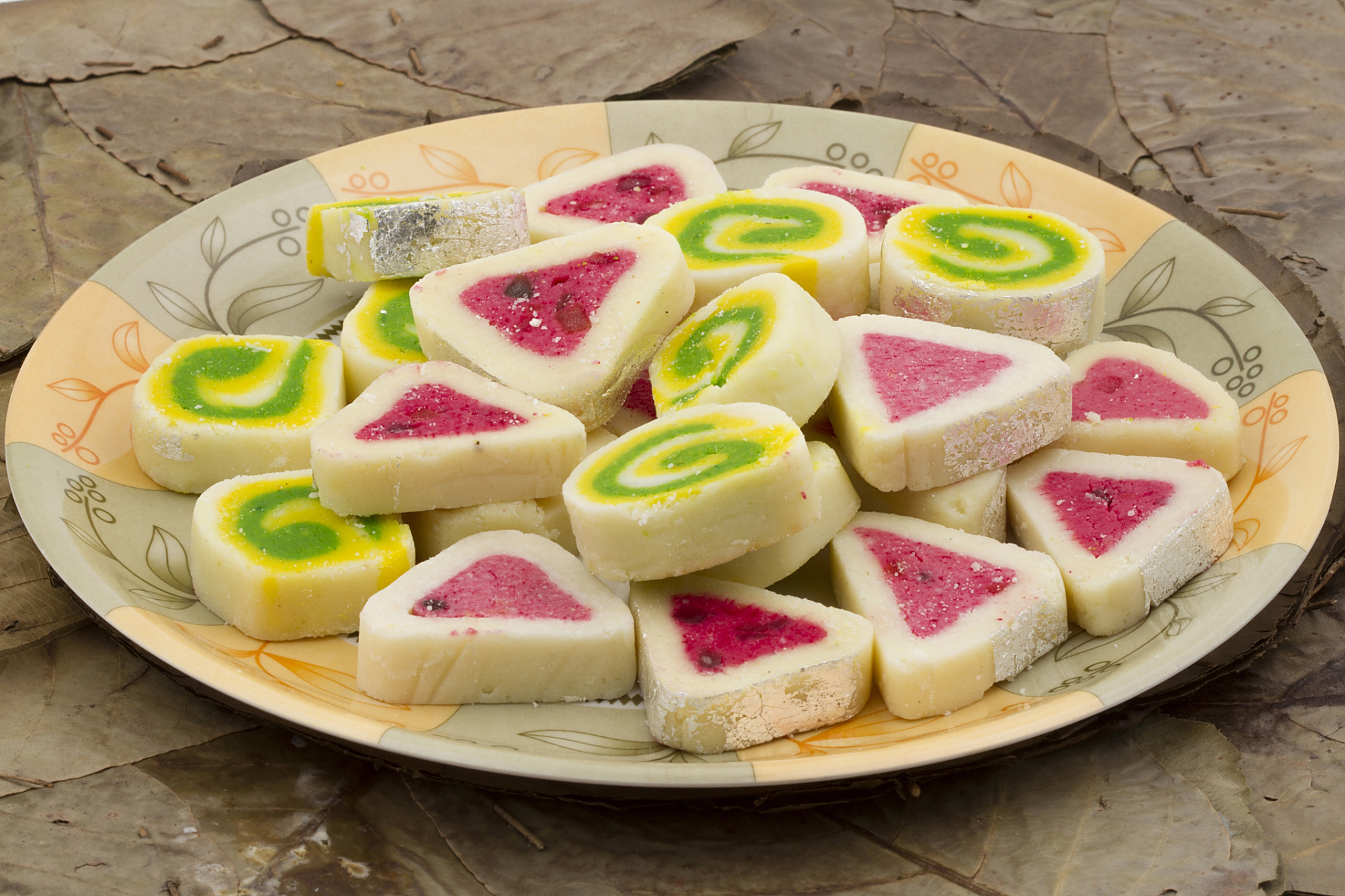 豌豆糕是一道美味可口,制作简单的传统中国小吃.