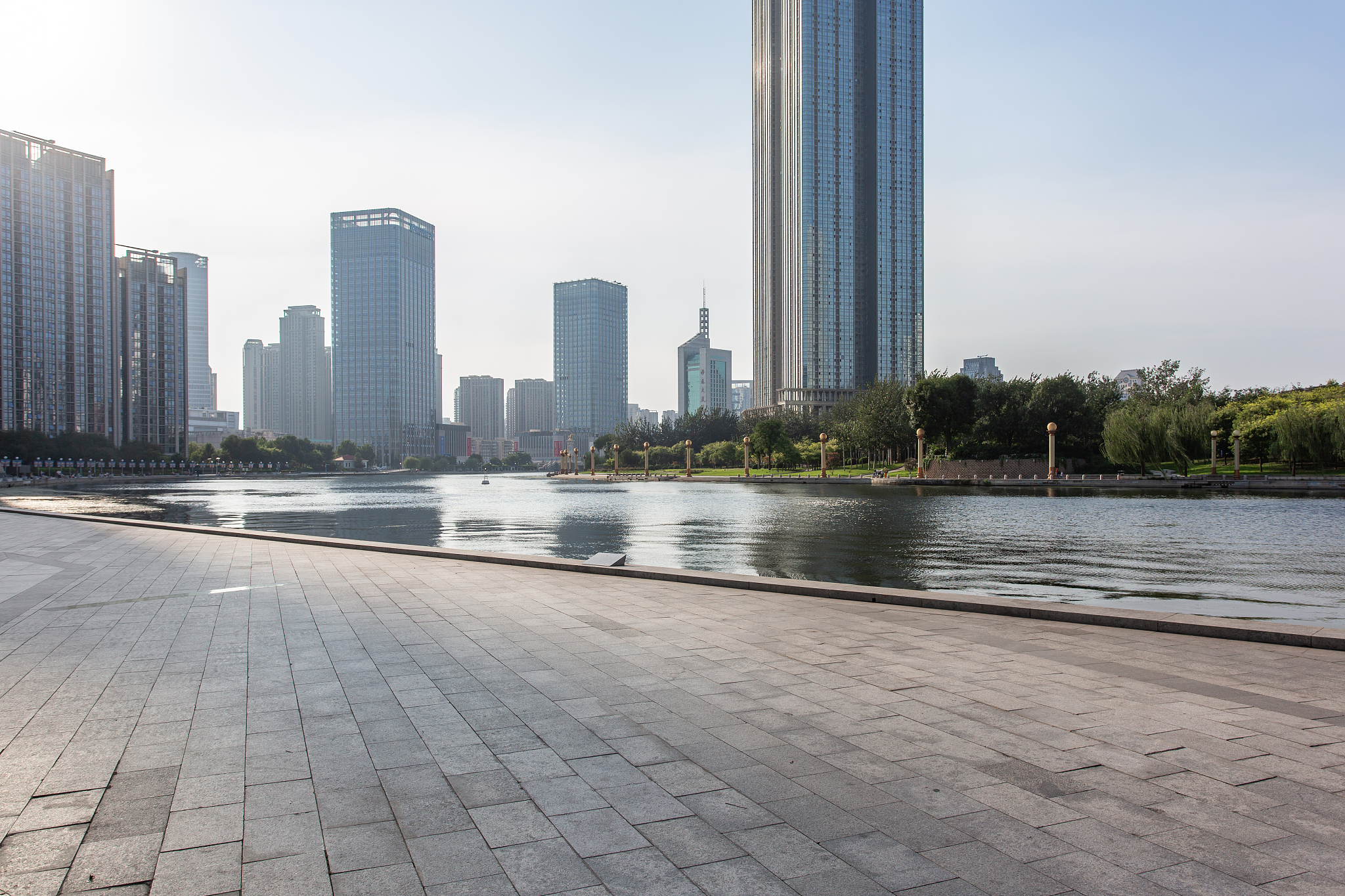 天津海河观光带,城市绿轴,谁能不享受这水岸的闲适