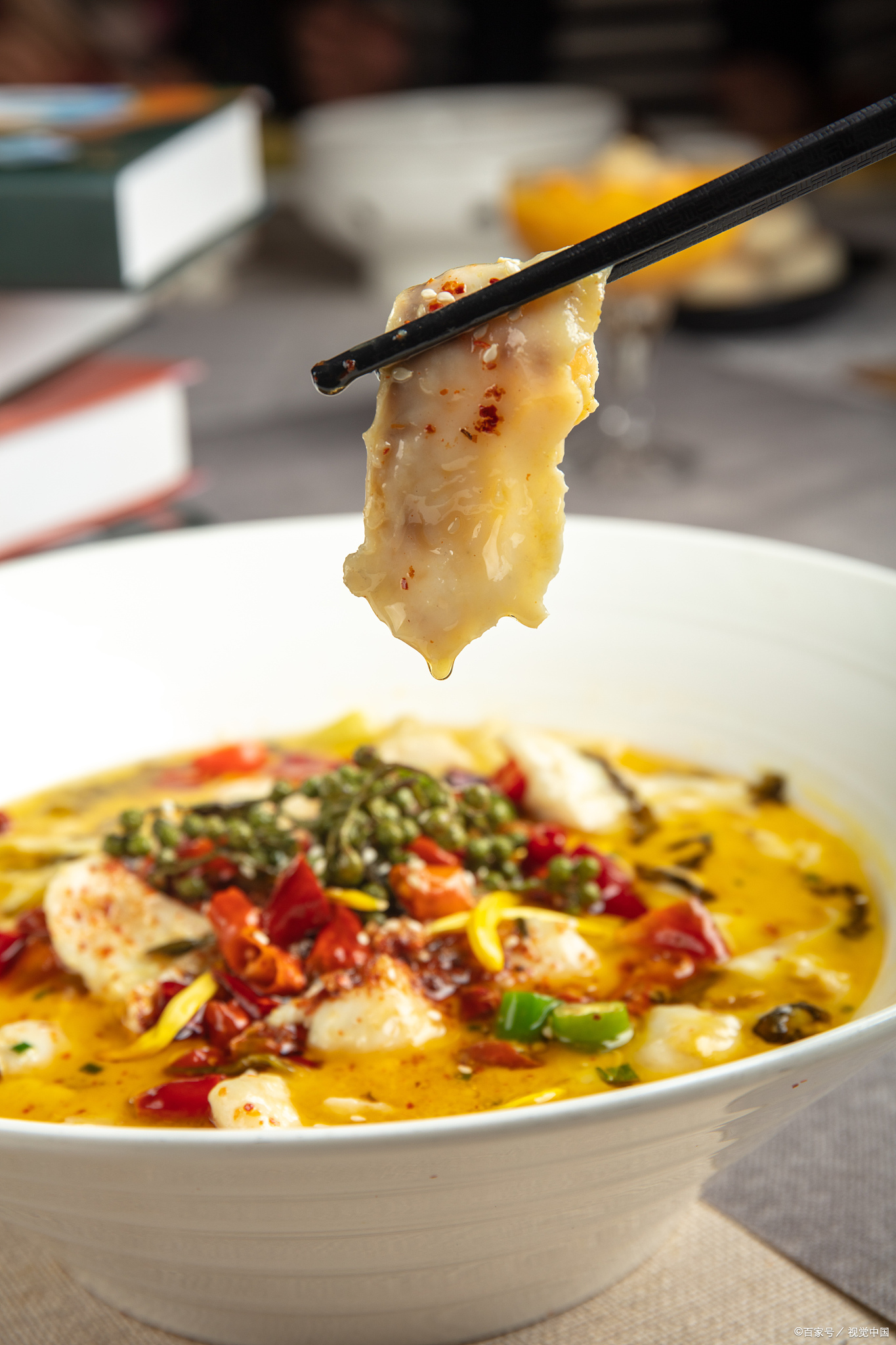 今天,我要向大家分享一个绝密的酸菜鱼秘制酱汁的配方和制作工艺,希望